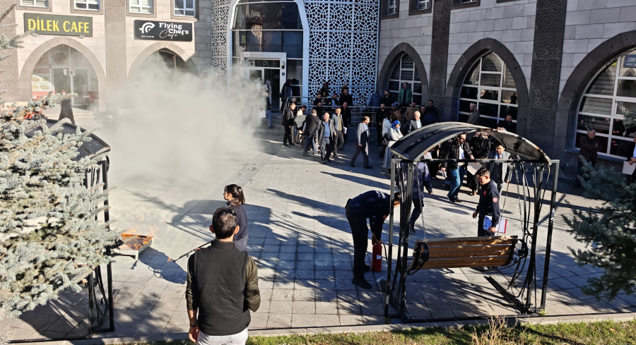 BÜYÜKŞEHİR’DEN BÜNYAN VE FELAHİYE’DE AFET FARKINDALIK VE YANGIN SÖNDÜRME EĞİTİMİ