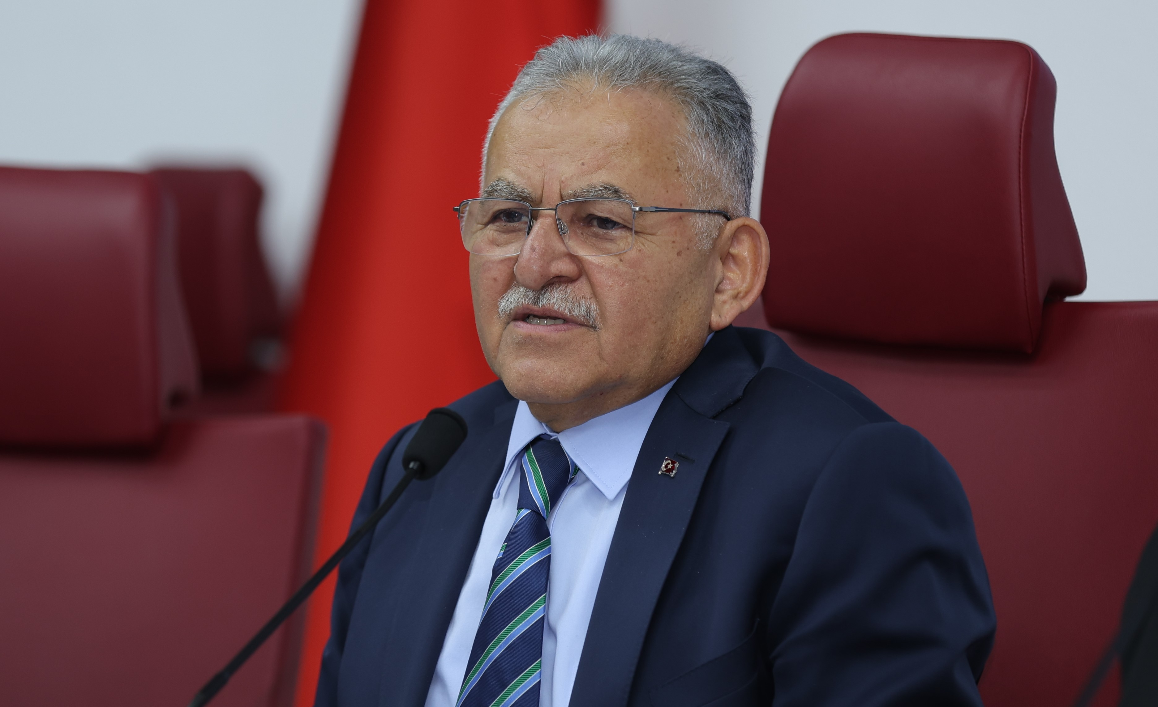 BÜYÜKŞEHİR, 2026 YILININ İLK MECLİS TOPLANTISINI GERÇEKLEŞTİRDİ: ELİTAŞ’A VEFA
