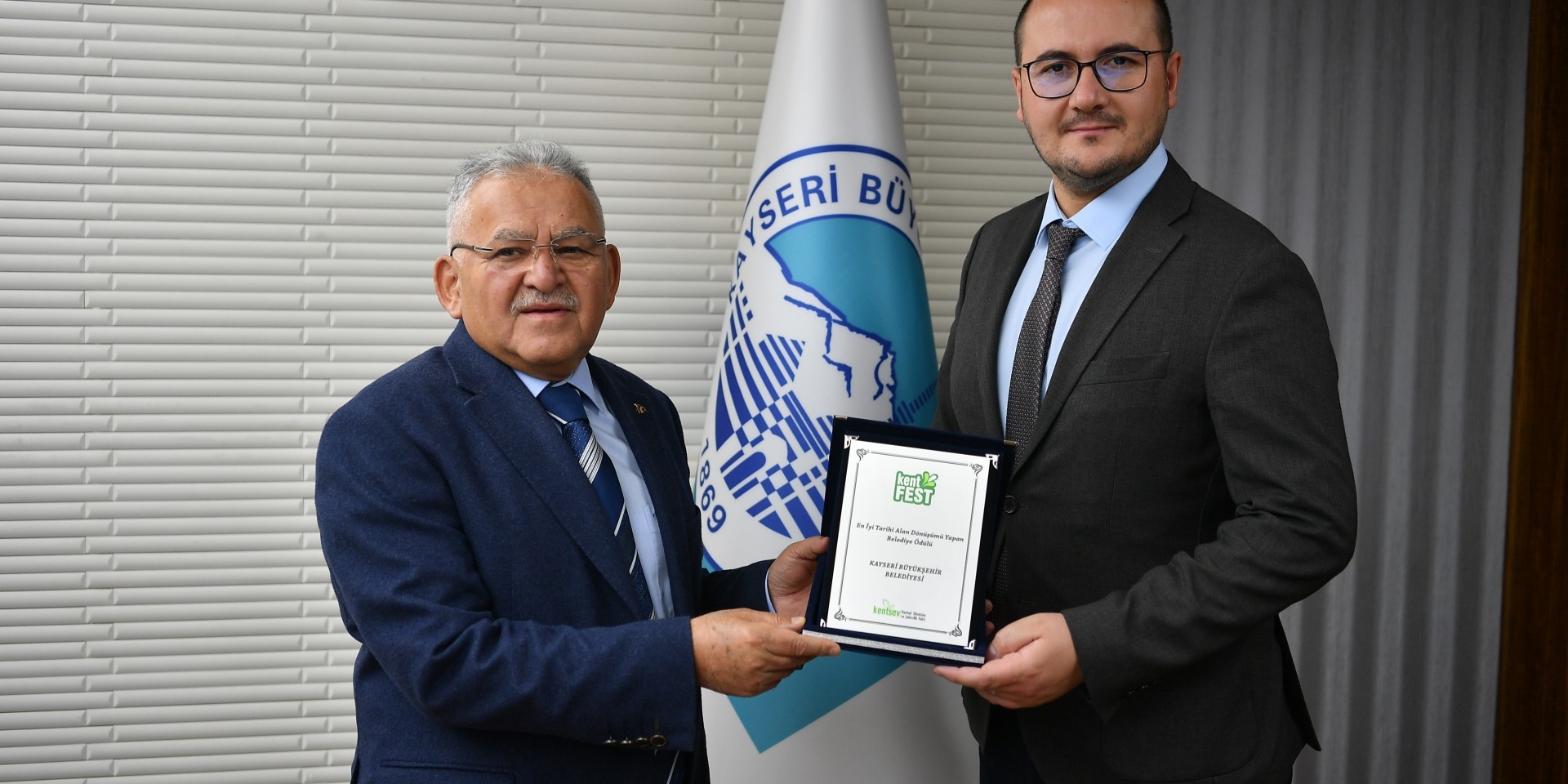 BÜYÜKŞEHİR, BAŞKAN BÜYÜKKILIÇ İLE 2025’İ ÖDÜLLERLE TAÇLANDIRDI