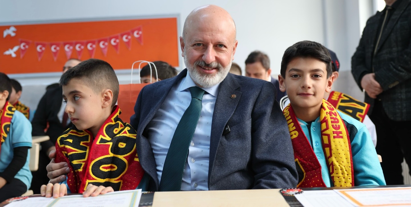 “TÜRKİYE’NİN GELECEĞİ OLAN EVLATLARIMIZIN EĞİTİMİ İÇİN VAR GÜCÜMÜZLE ÇALIŞIYORUZ”