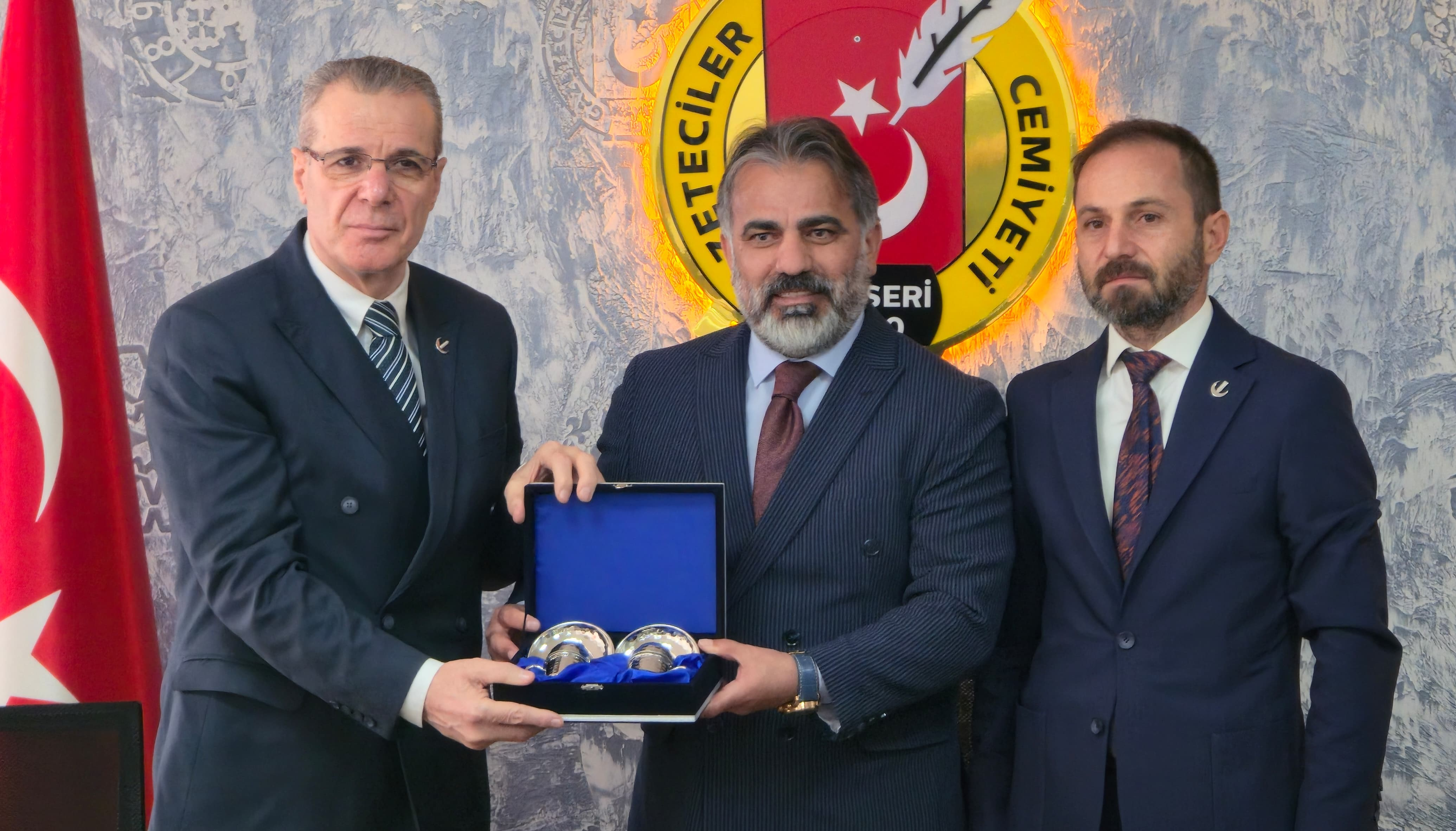 YRP’li Osmanağaoğlu: Maalesef iş adamlarımız mutsuz, yatırımlar geri dönmüyor