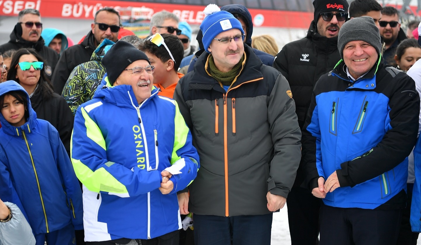 BAŞKAN BÜYÜKKILIÇ, GENEL MÜDÜR VE FEDERASYON BAŞKANI ŞAHİN’E ŞEHRİ VE BÜYÜKŞEHİR’İN TESİSLERİNİ TANITTI