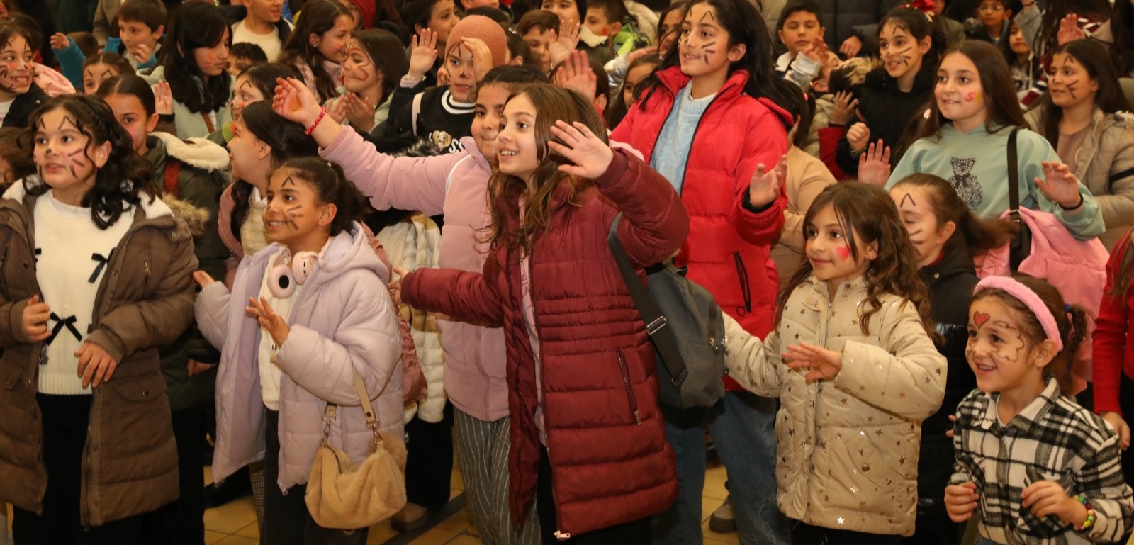 BÜYÜKŞEHİR’DEN YARIYIL TATİLİNE ŞENLİKLİ DOKUNUŞ: GENÇ KAYMEK ÇOCUK ŞENLİĞİ YOĞUN İLGİYLE BAŞLADI