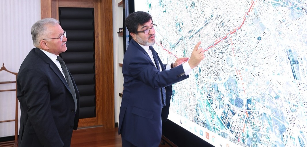 BAŞKAN BÜYÜKKILIÇ, ALTYAPI YATIRIMLARI GENEL MÜDÜRÜ EYİGÜN’Ü AĞIRLADI