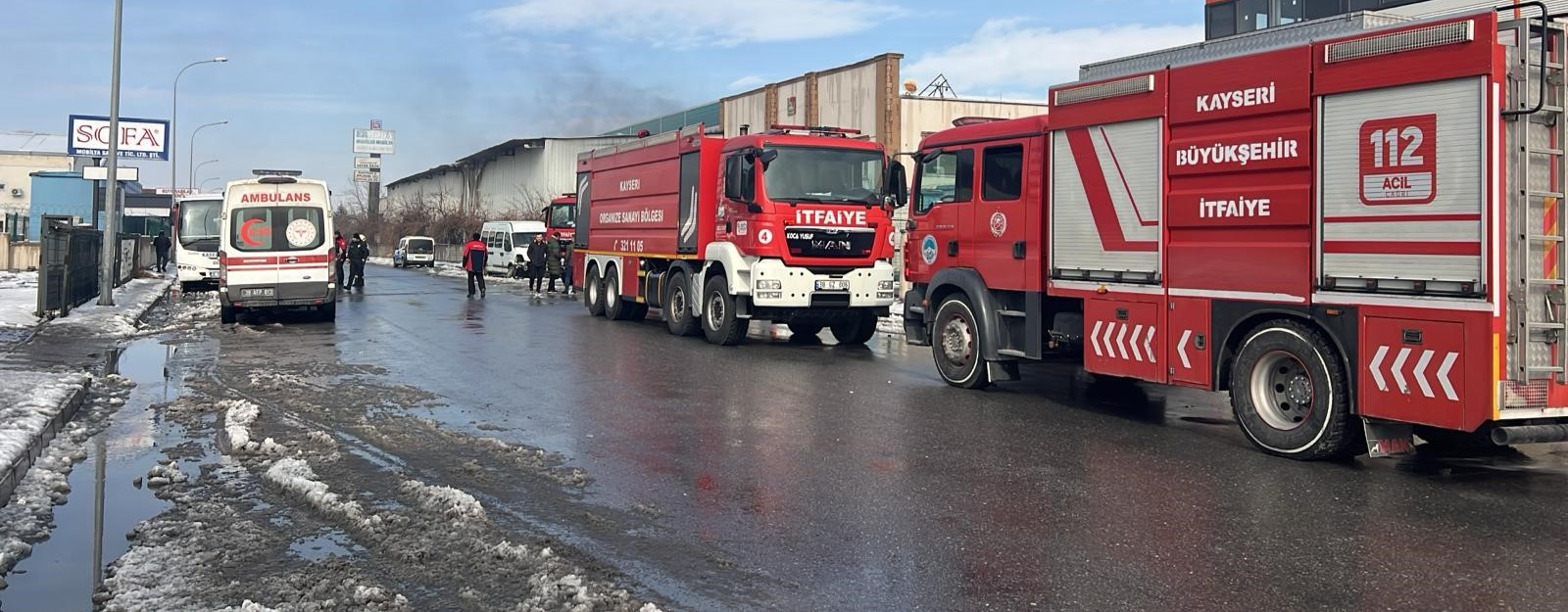 Kayseri'de mobilya fabrikasında yangın 