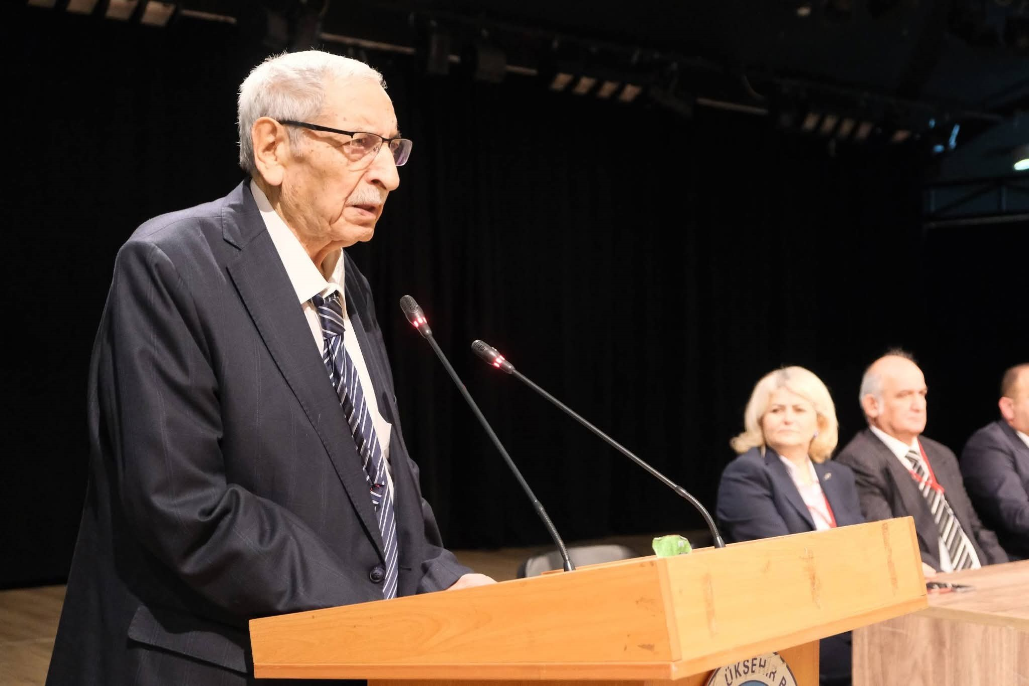 Şoförler Odası Başkanı Ateş, 40 yıl sonra başkanlığı bıraktı 