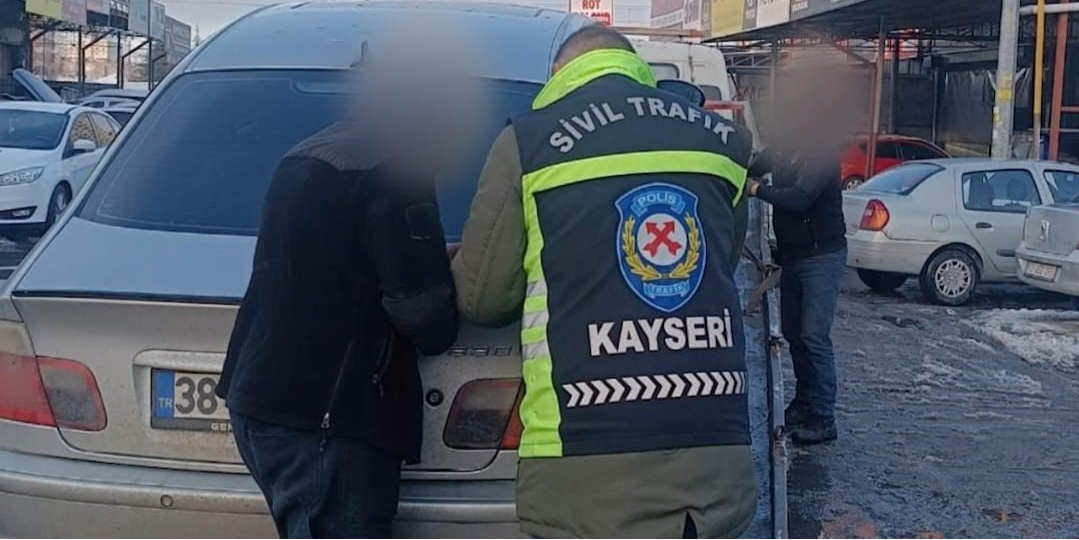 Trafik kurallarına uymayan 2 sürücüye 142 bin TL ceza