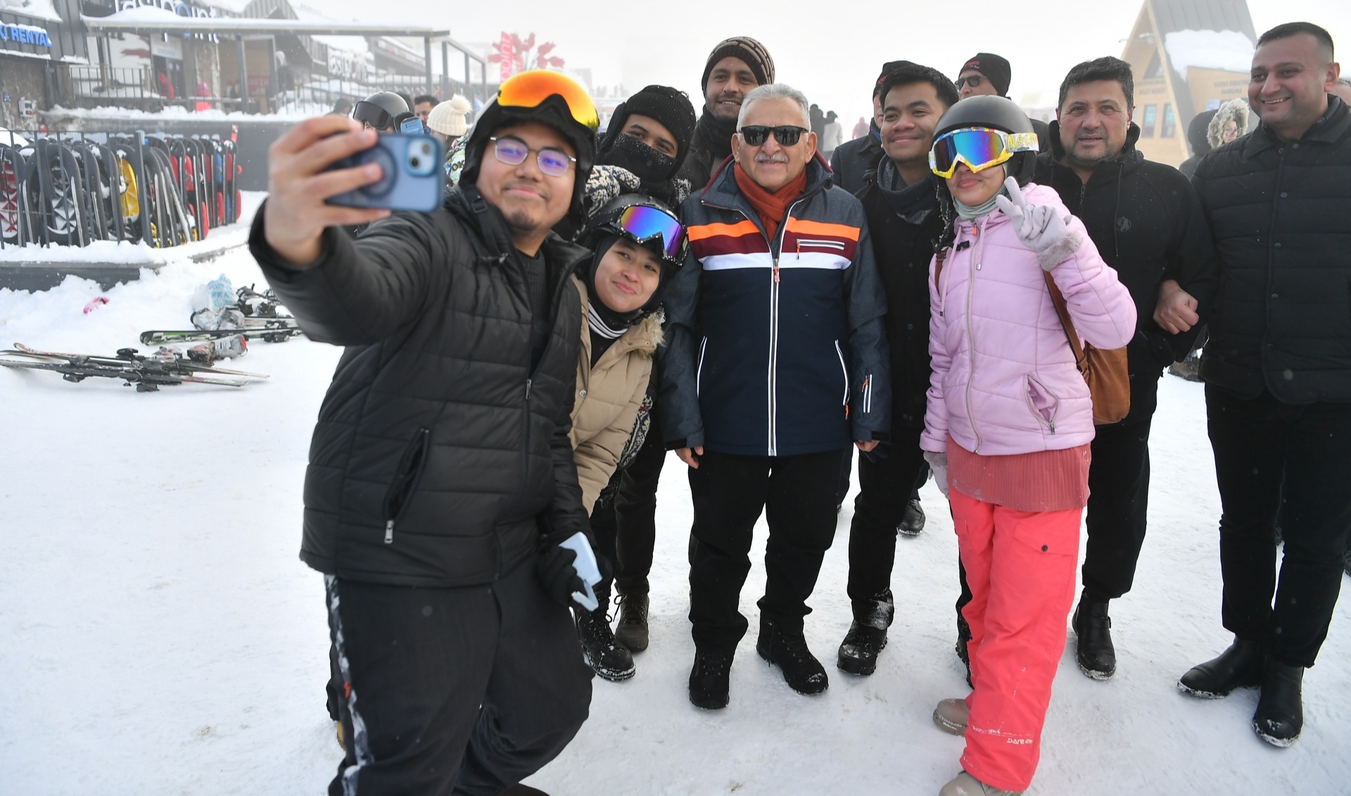 BAŞKAN BÜYÜKKILIÇ: “ERCİYES’TE YARIYIL BEREKETLİ GEÇTİ”