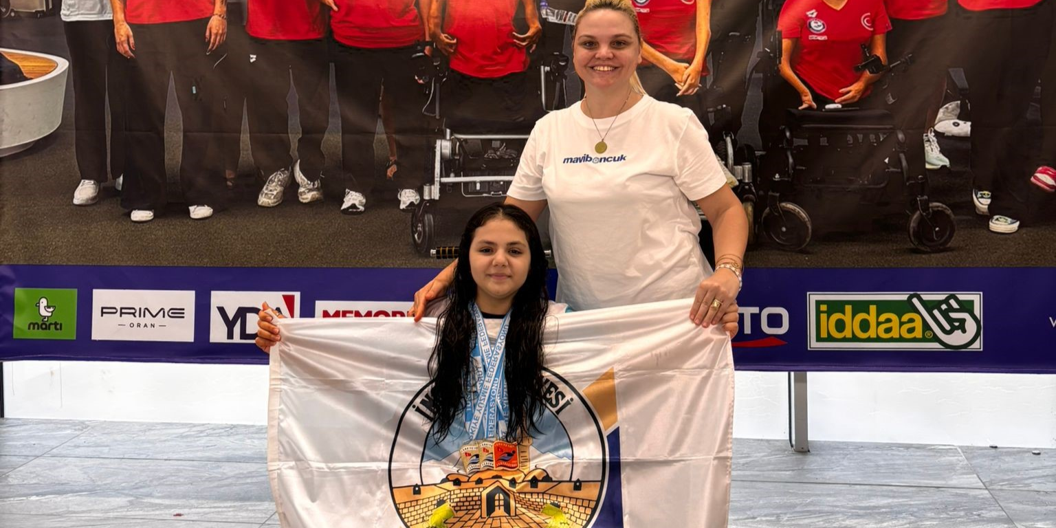 İncesu Belediyesi sporcusundan yüzme yarışlarında şampiyonluk