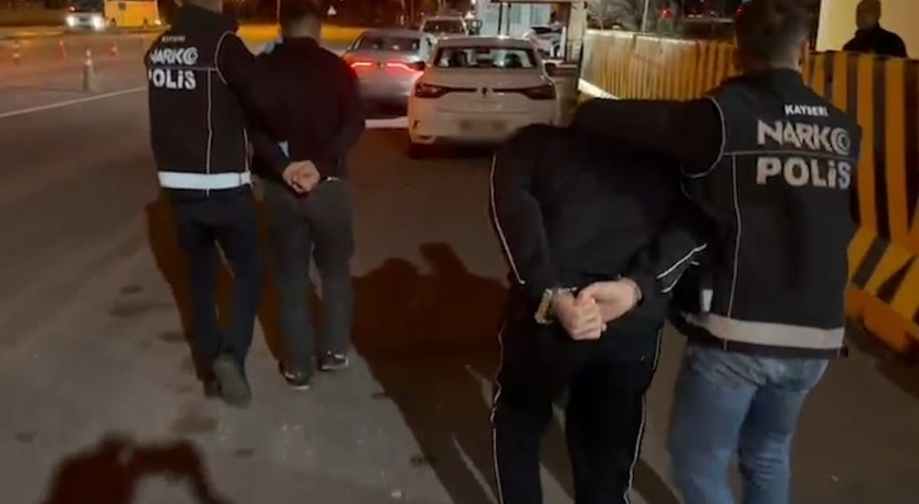 Kayseri'de uyuşturucu operasyonu: 2 gözaltı