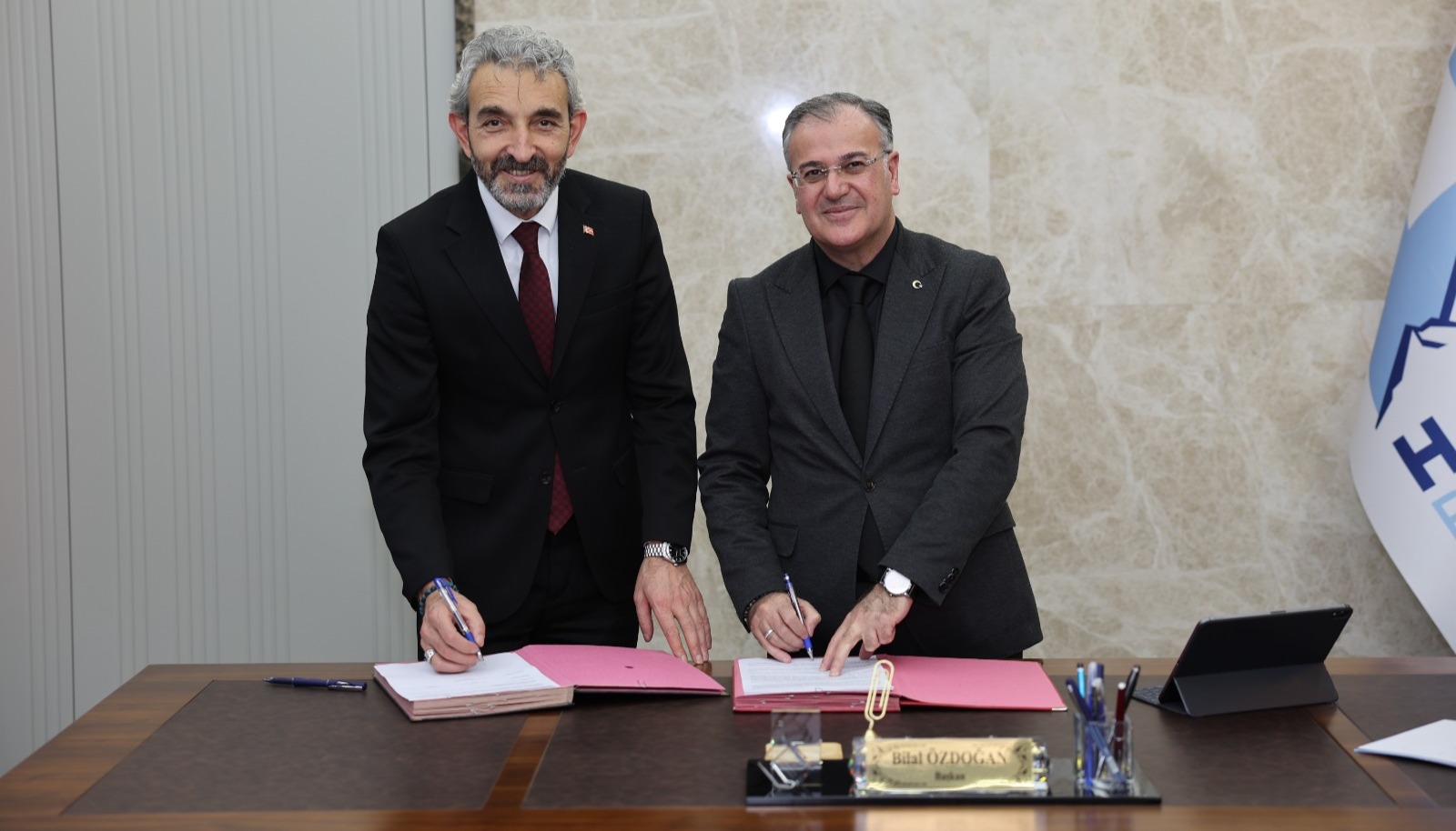 HACILAR İMAR A.Ş.’DE TOPLU SÖZLEŞME SEVİNCİ NAVRUZ, BİLAL ÖZDOĞAN’A TEŞEKKÜR ETTİ