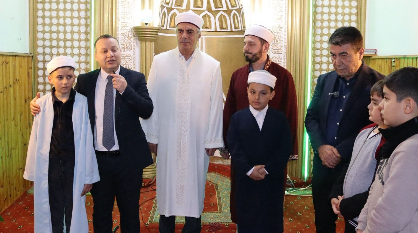 Kur’an-ı Kerim yarışmasında dereceye giren 3 öğrenciye umre hediyesi