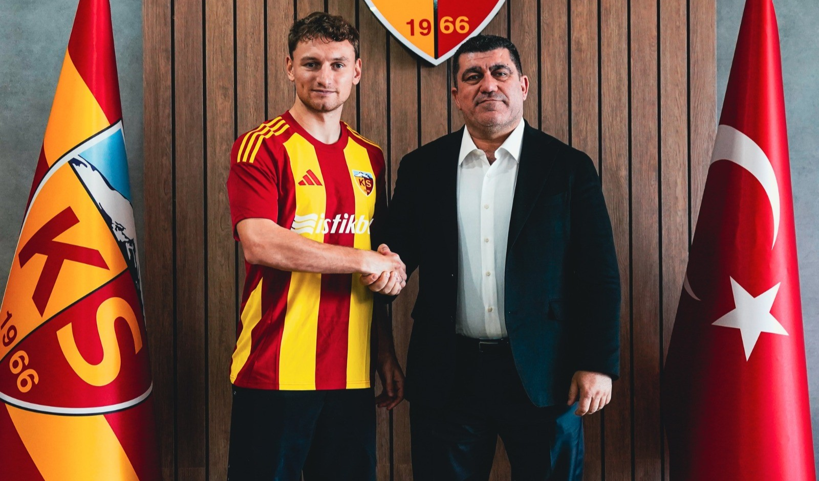 Kayserispor Chalov’u transfer etti