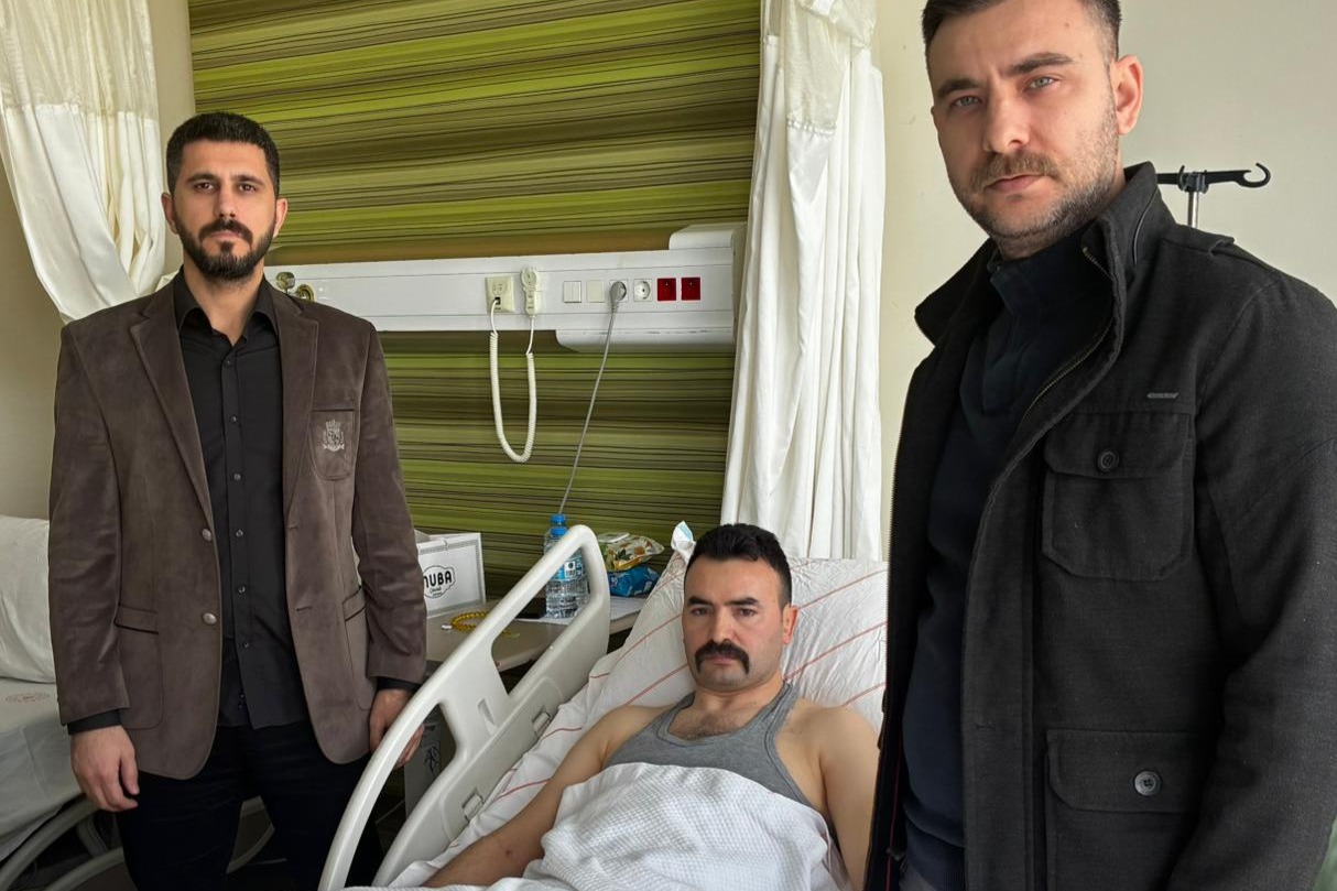 Emniyet Teşkilatı Sendikası’ndan operasyonda yaralanan özel harekat polisine ziyaret  