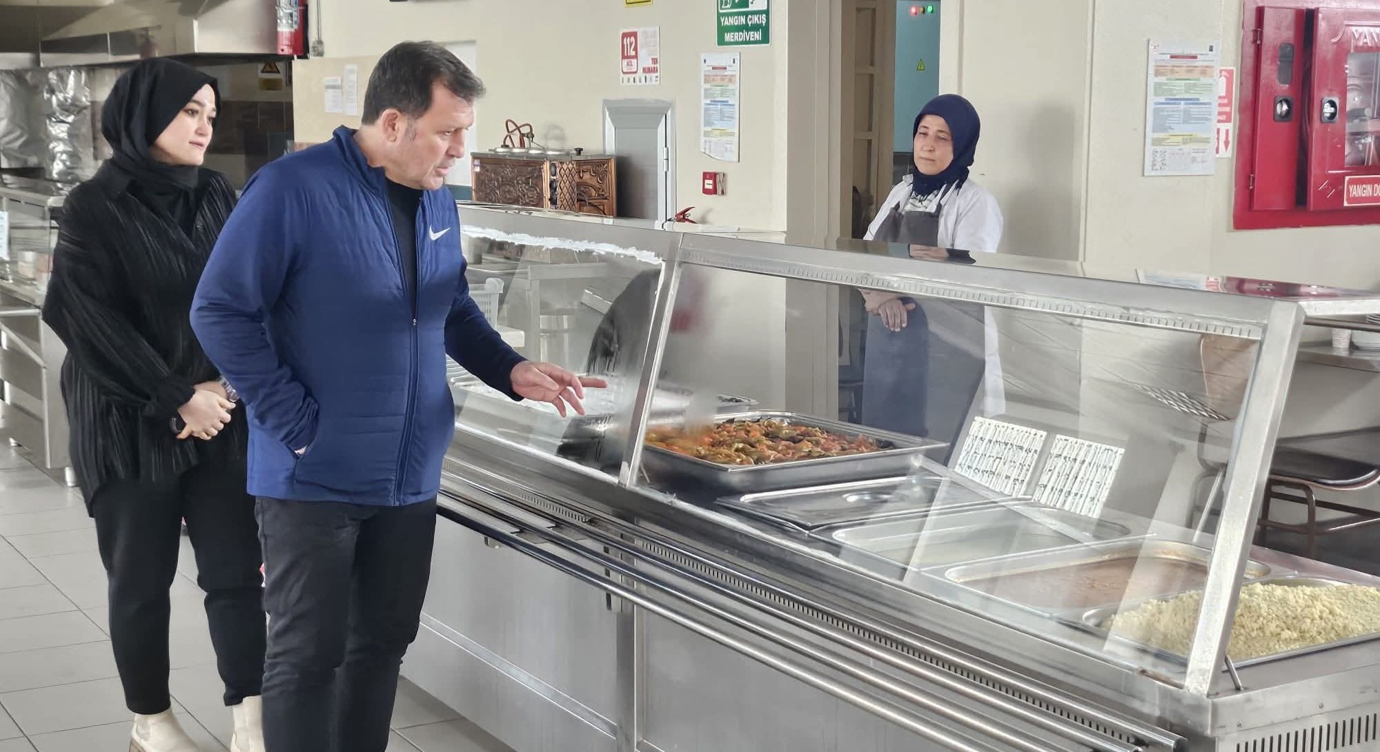 Gençlik ve Spor İl Müdürü Kabakcı'dan Ramazan öncesi yurtların yemekhanelerinde denetim