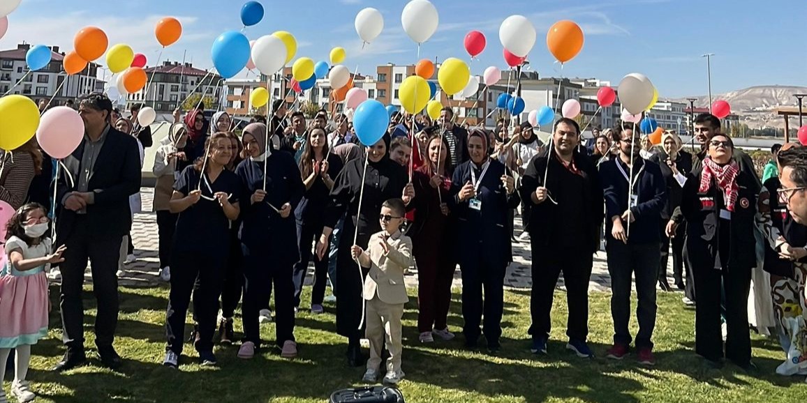 Umut İyileştirir Projesi ile Hastalara Çok Yönlü Destek