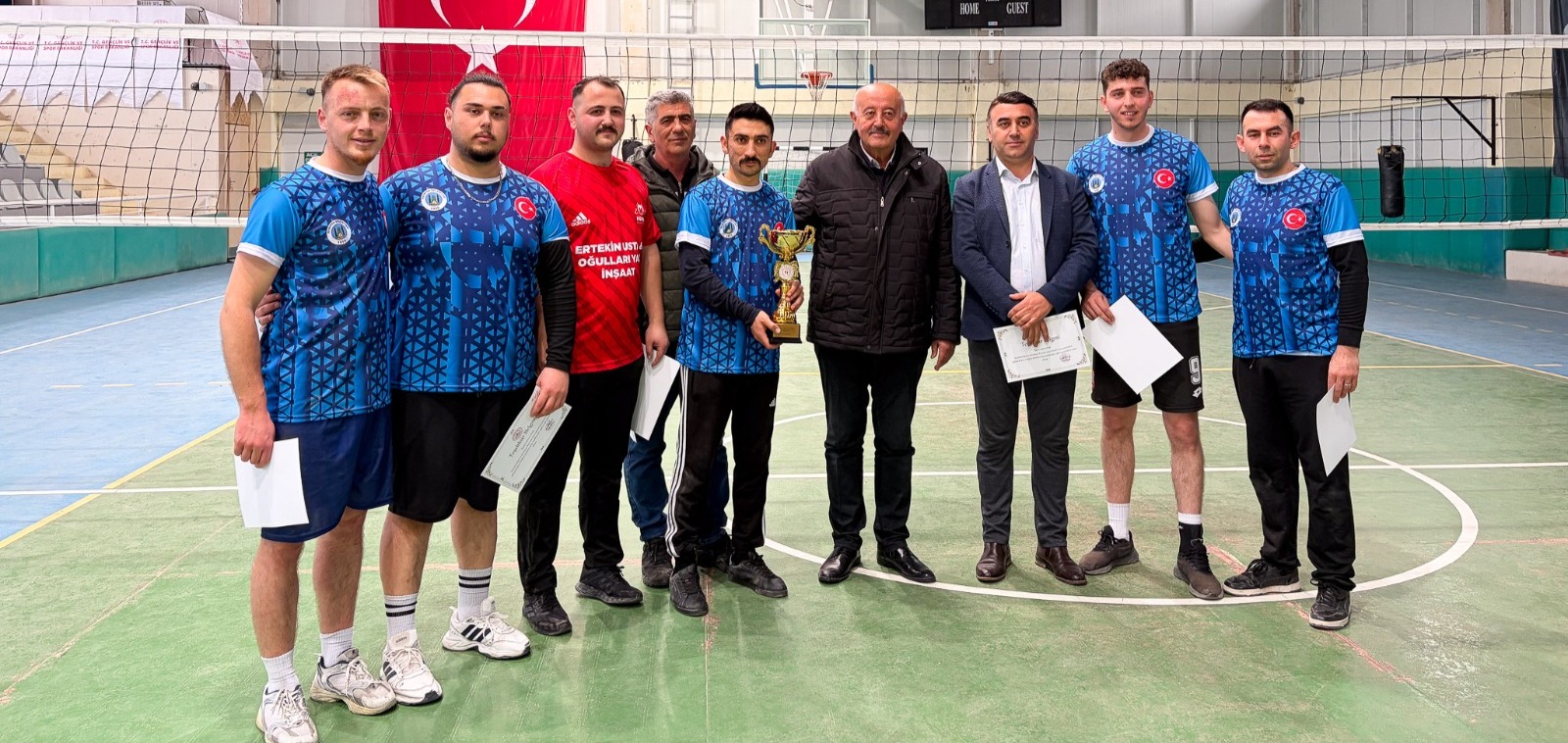 Özvatan’da kurumlar arası voleybol turnuvası tamamlandı