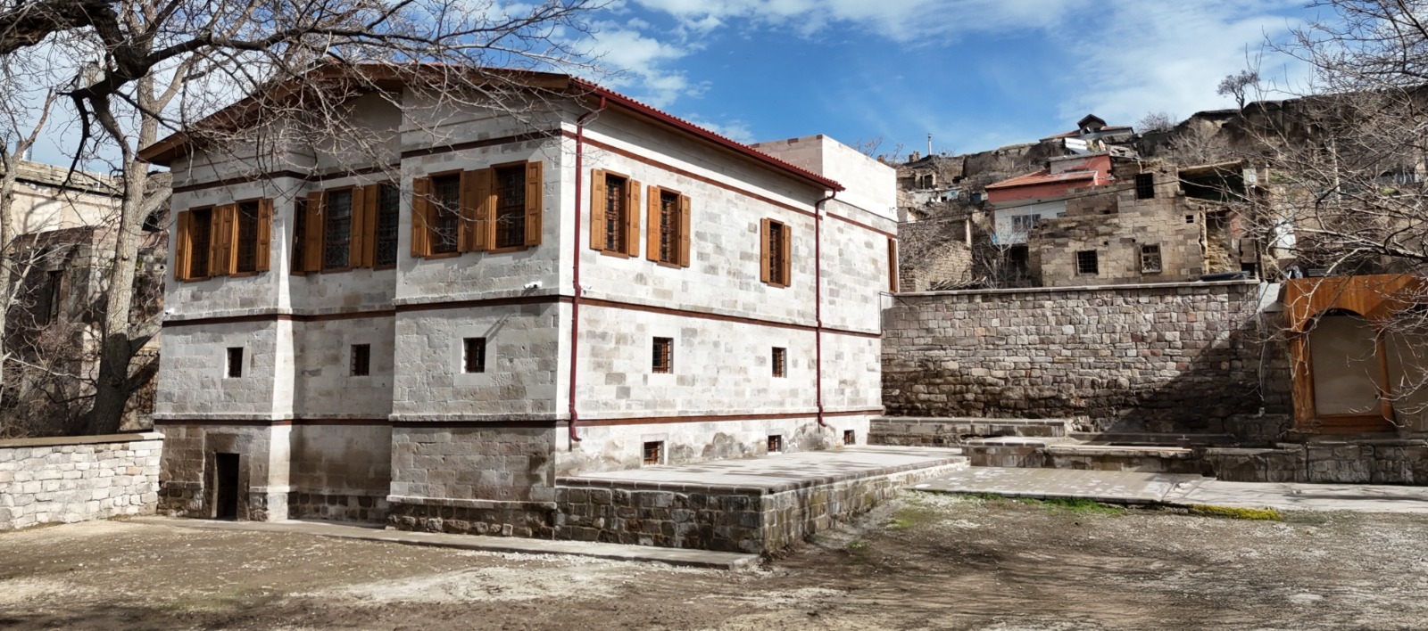 KAYSERİ’NİN TÜRKÜLERE KONU OLAN BAĞ KÜLTÜRÜ MELİKGAZİ’DE MÜZE OLARAK YAŞAYACAK