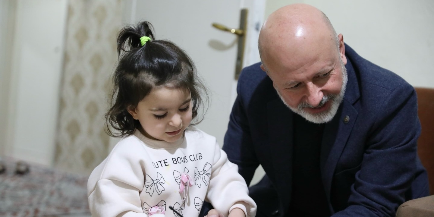 KOCASİNAN’DA HER GÜN BİR EVDE GÖNÜL SOFRASI KURULUYOR