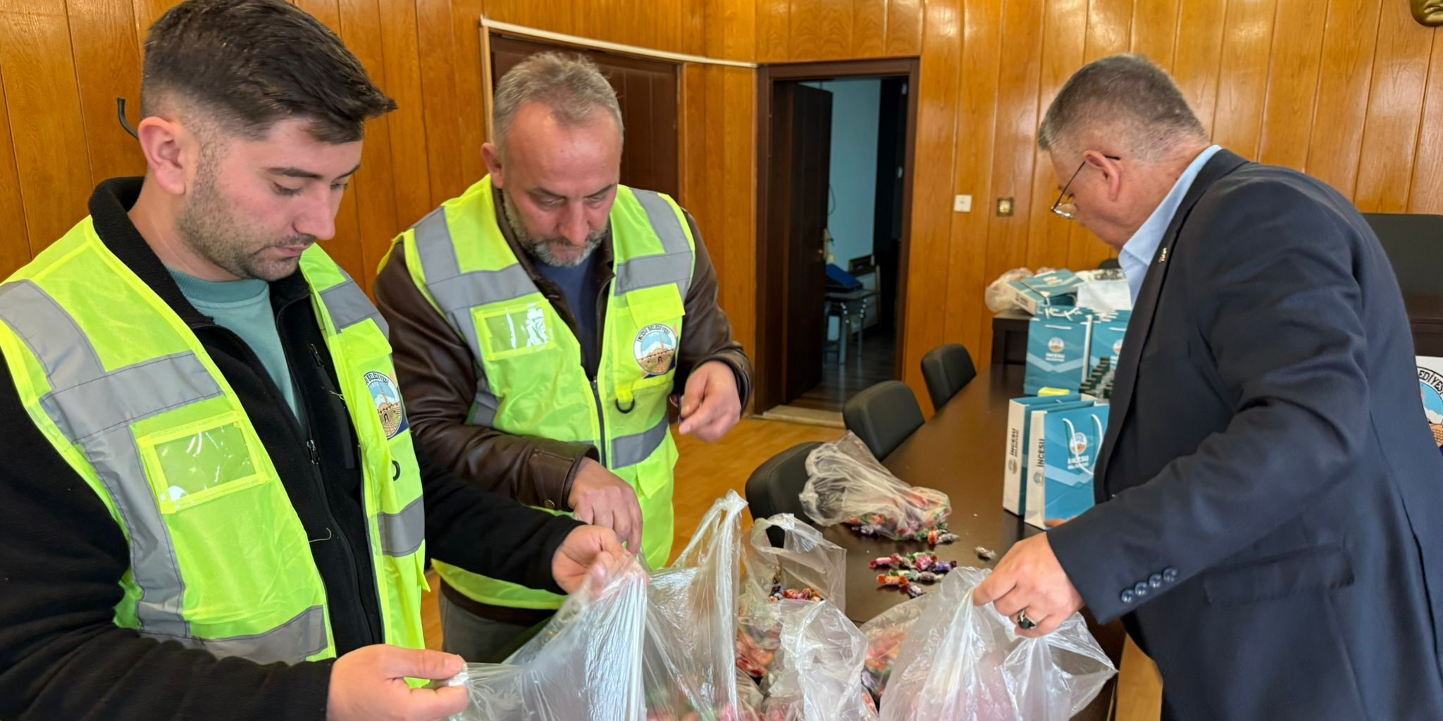 İncesu Belediyesi’nden bayram öncesi evde bakım hizmeti