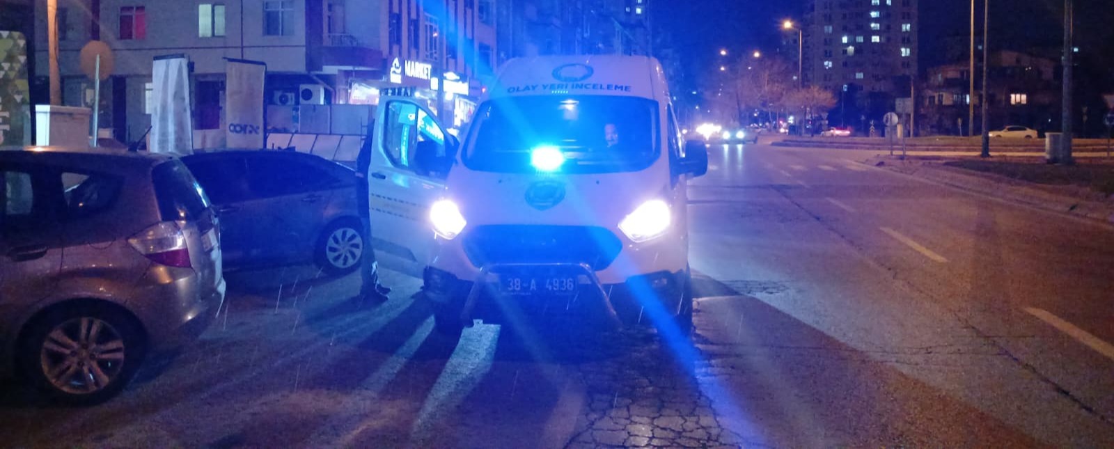 Mezarlık ziyareti dönüşü 78 yaşındaki eşini evde ölü buldu