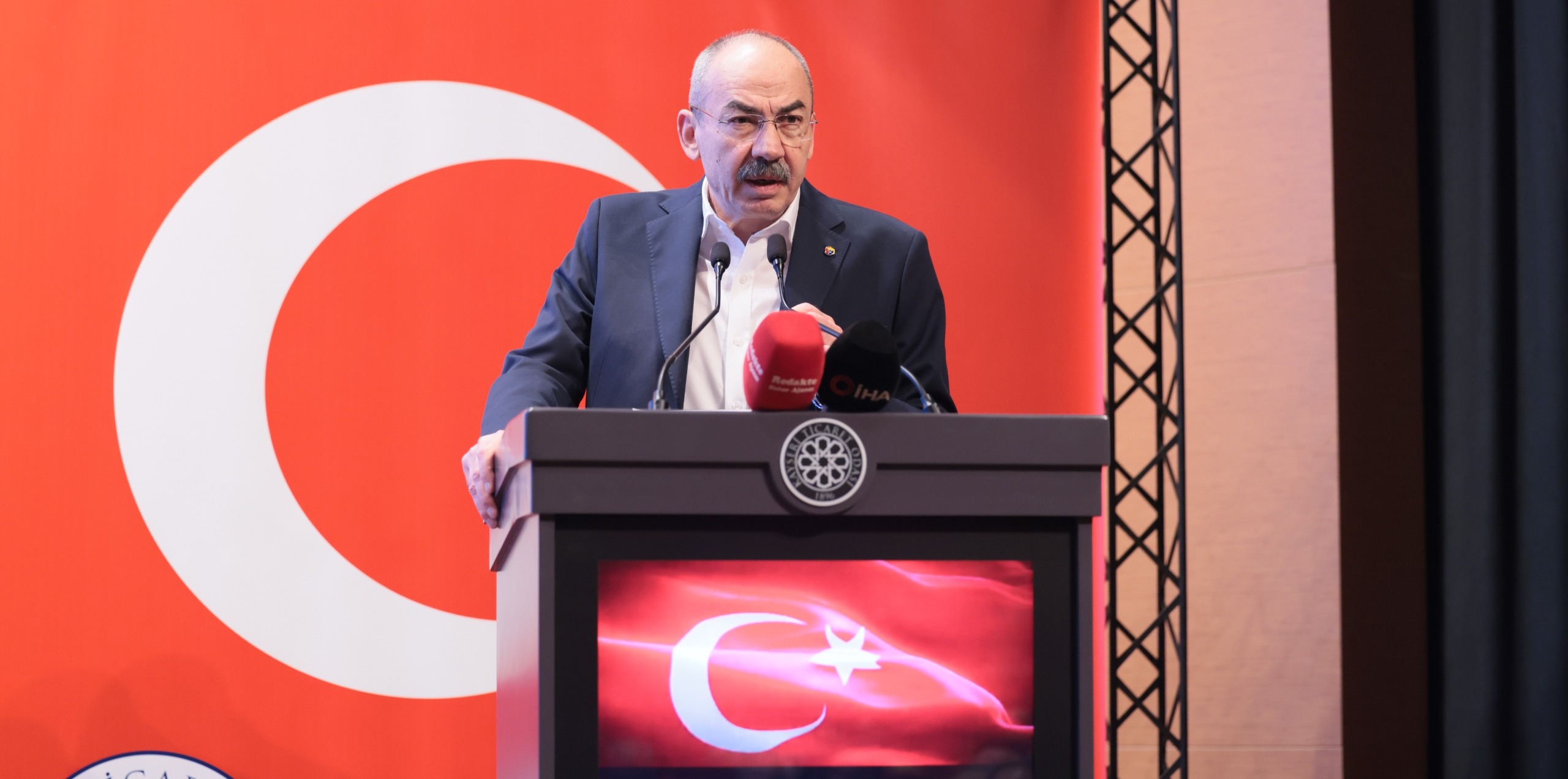 GÜLSOY : EKONOMİDE 'BEKLE-GÖR' DEĞİL, 'ÜRET VE DİREN' DÖNEMİNDEYİZ