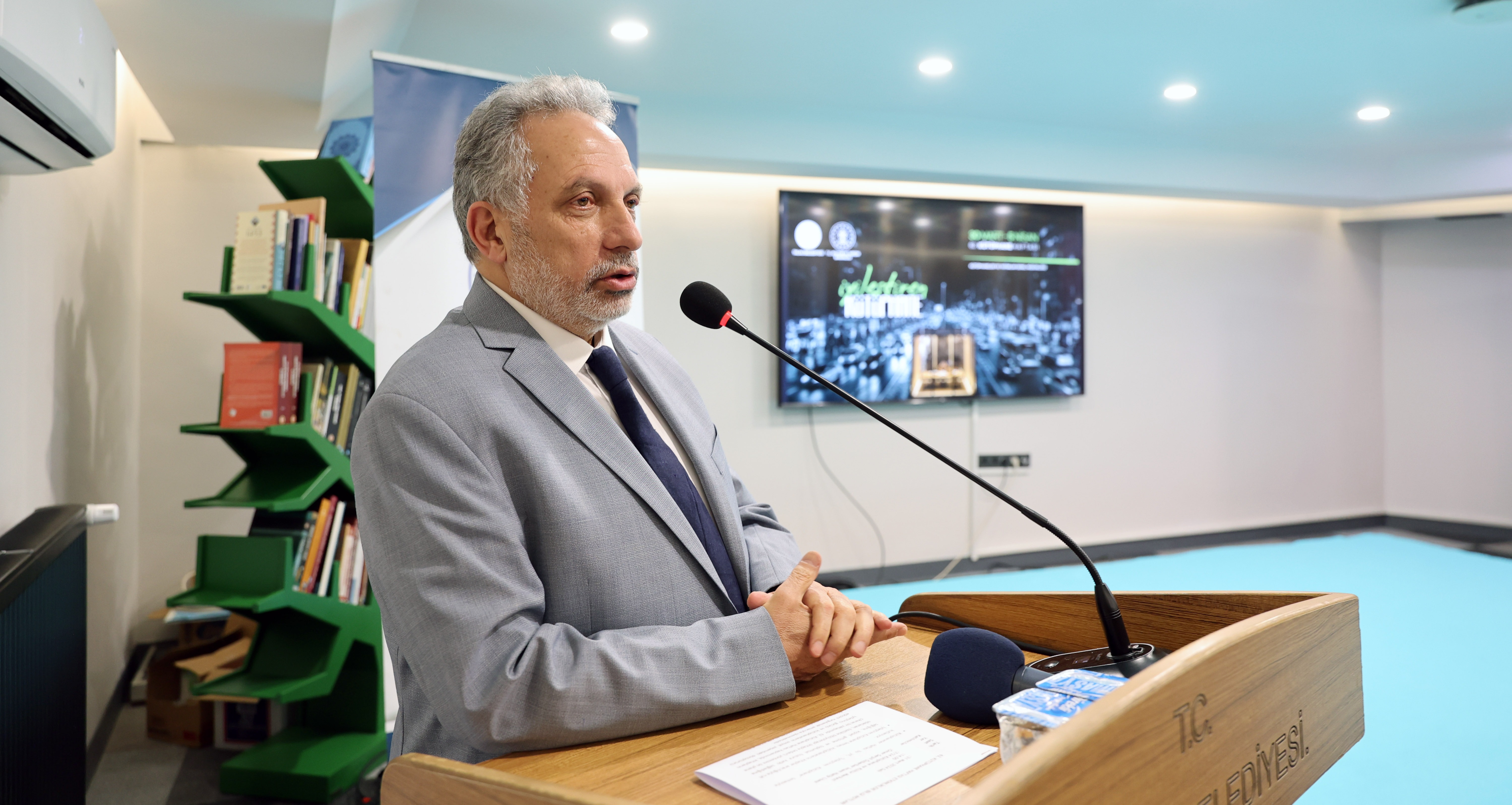 TALAS'TA KİTAP KURTLARI ÖDÜLLENDİRİLDİ