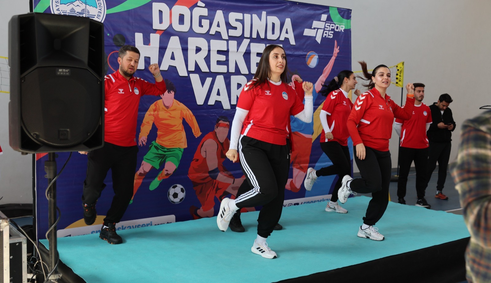 BÜYÜKŞEHİR SPOR A.Ş.’DEN DEVELİ’DE 550 ÖĞRENCİYE SPOR DOLU BULUŞMA