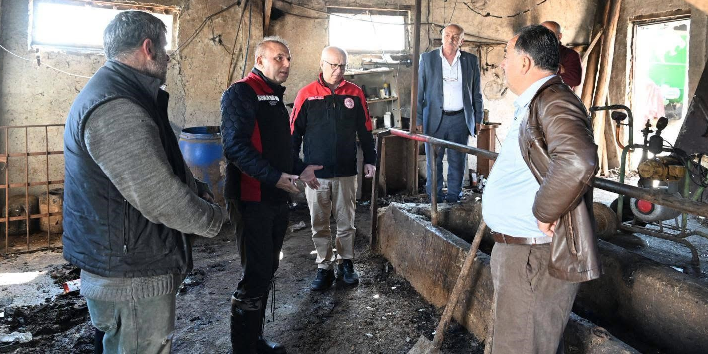 Tarım İl Müdürü Saklav’dan hayvanları yangında telef olan besiciye ziyaret