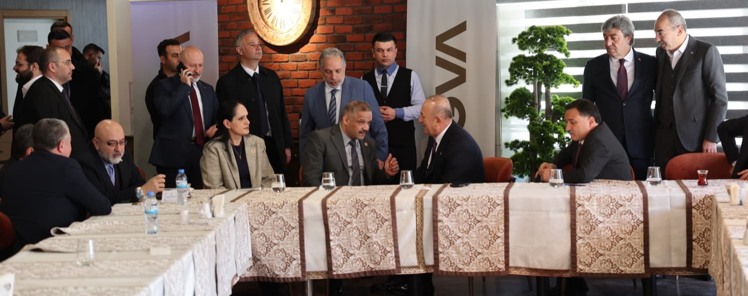 Dışişleri eski Bakanı Çavuşoğlu, Kayseri protokolü ile bir araya geldi