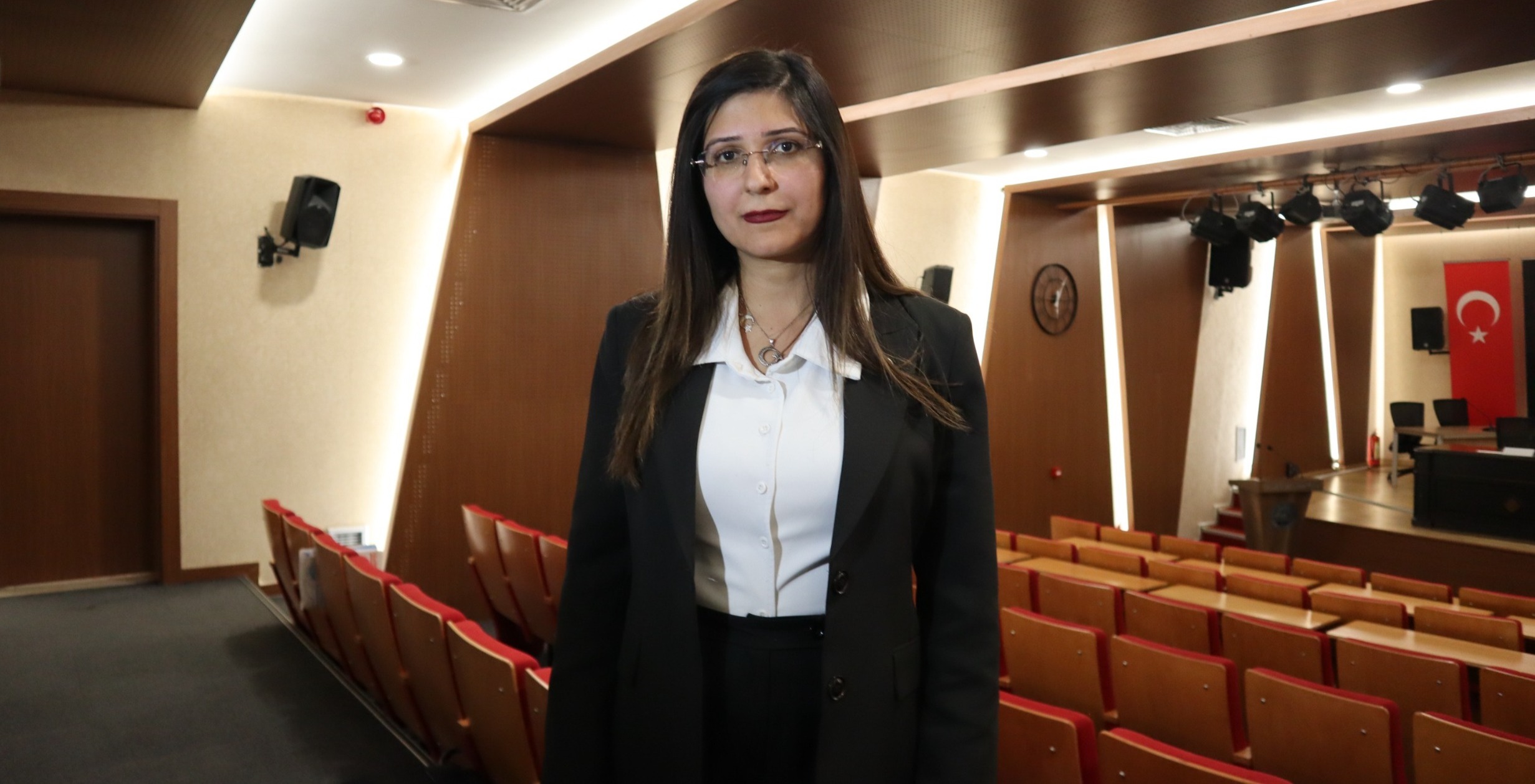 İYİ Partili Hakkomaz: Belediyenin yaklaşık 23 dairelik bir zarar kaybı var