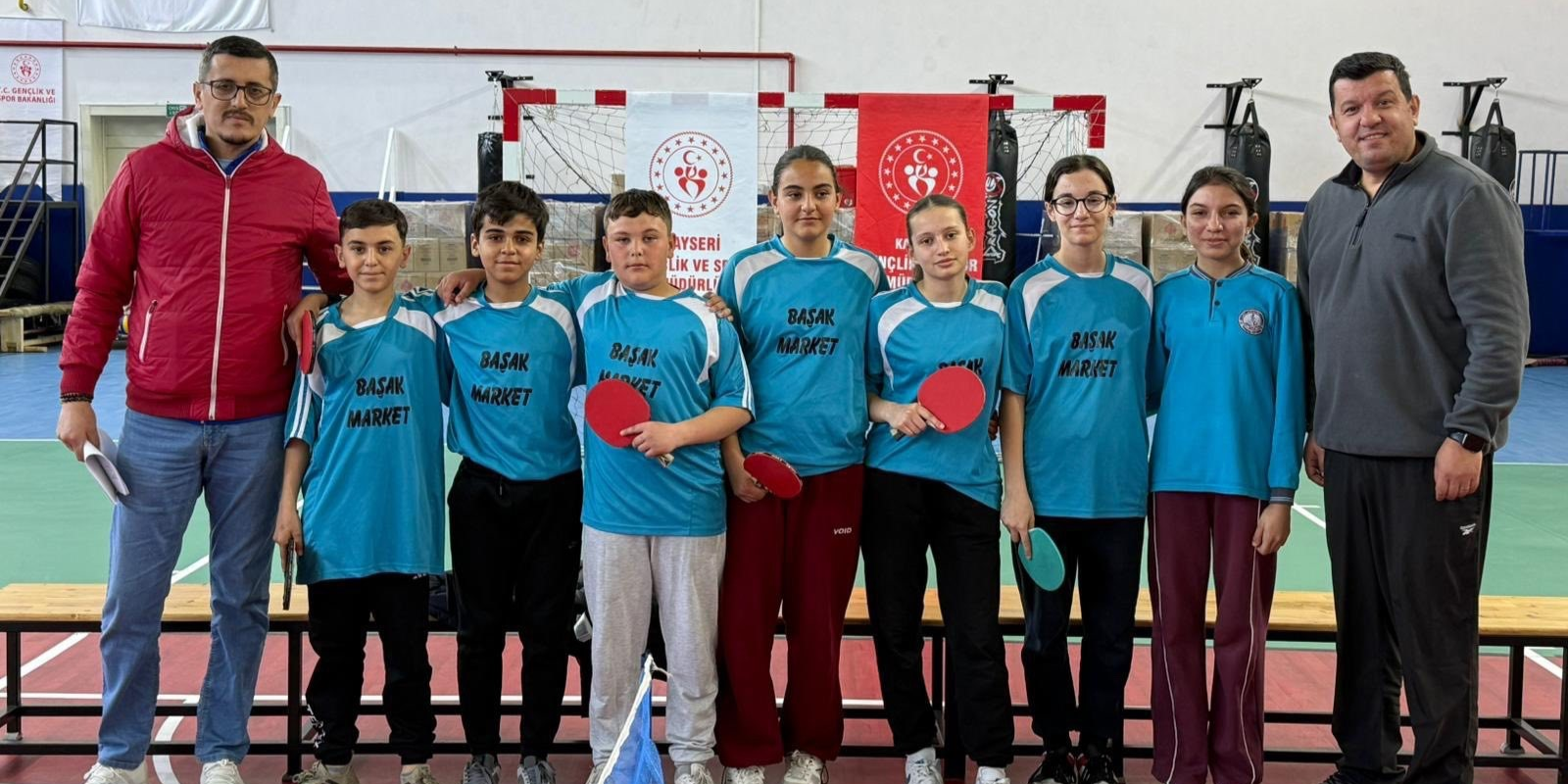 Tomarza’da masa tenisi ve dart turnuvaları tamamlandı