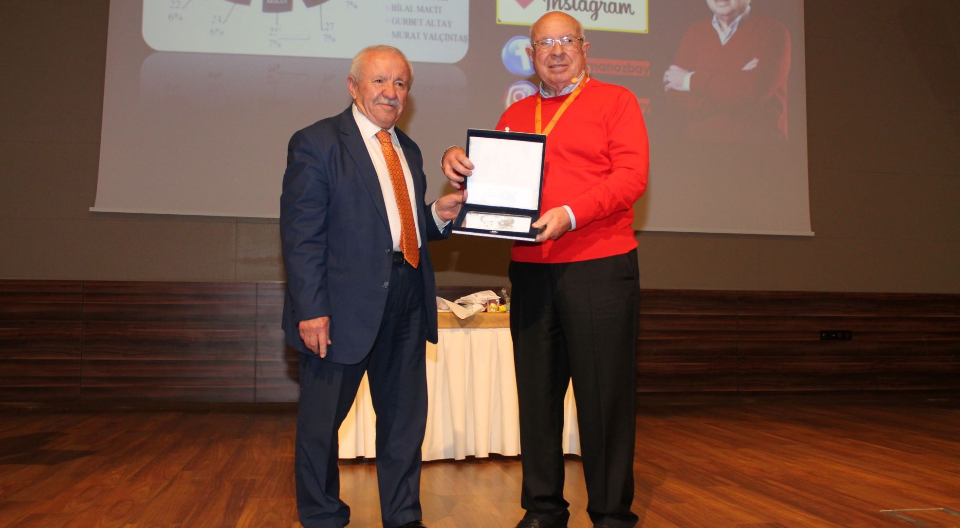 ECZACI, GİRİŞİMCİ ATAMAN ÖZBAY NNYÜ’DE ÖĞRENCİLERLE BULUŞTU