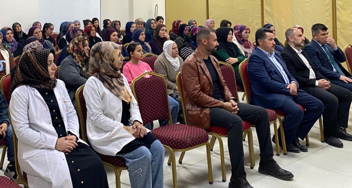 BÜYÜKŞEHİR’DEN AİLELERE GÜÇLÜ DESTEK: ÇOCUKLARIN GÜVENLİĞİ İÇİN BİLGİLENDİRME SEFERBERLİĞİ