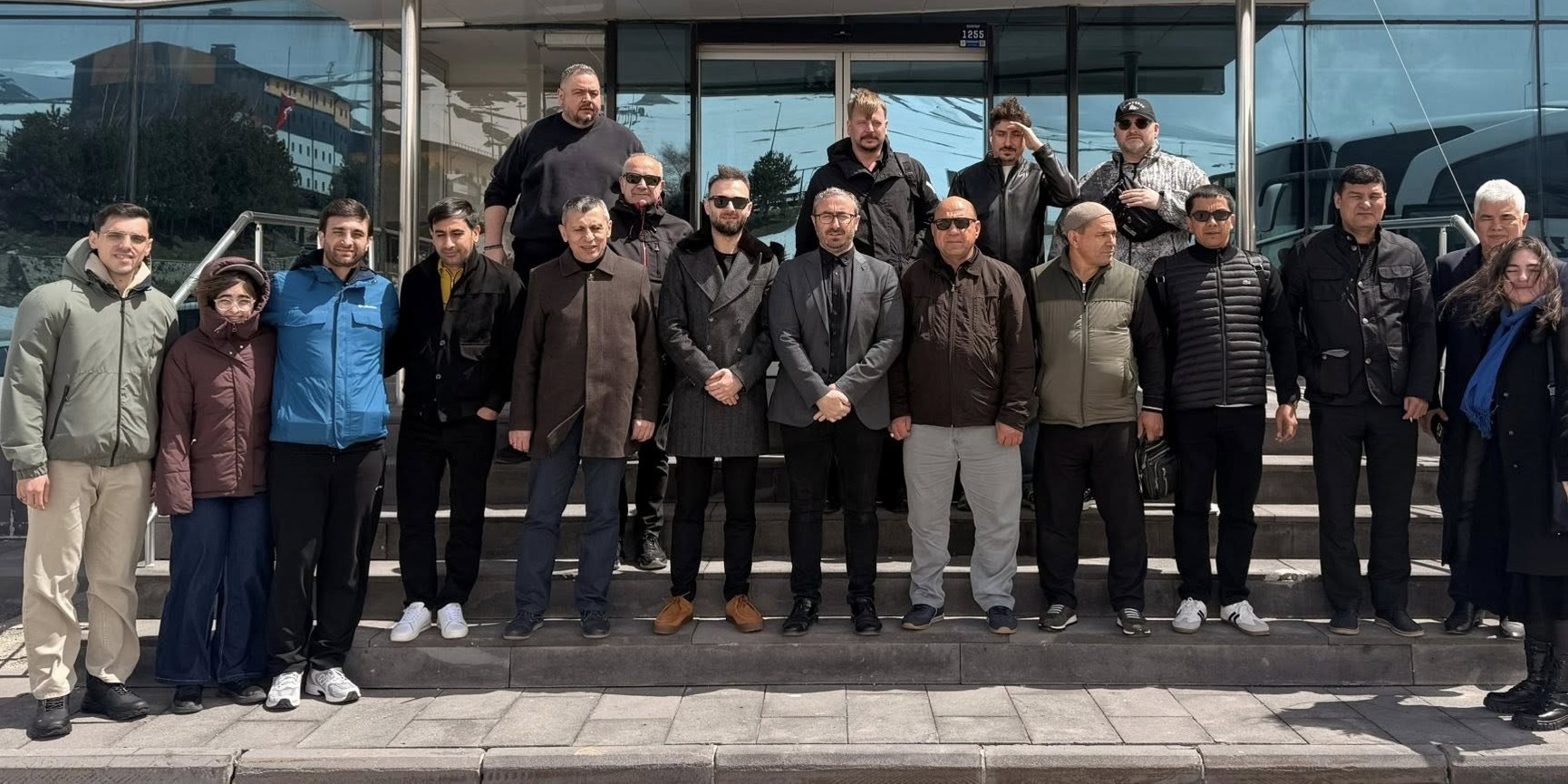 RUSYA VE TÜRKMENİSTAN’DAN GELEN İŞ İNSANLARINA “ERCİYES” SUNUMU
