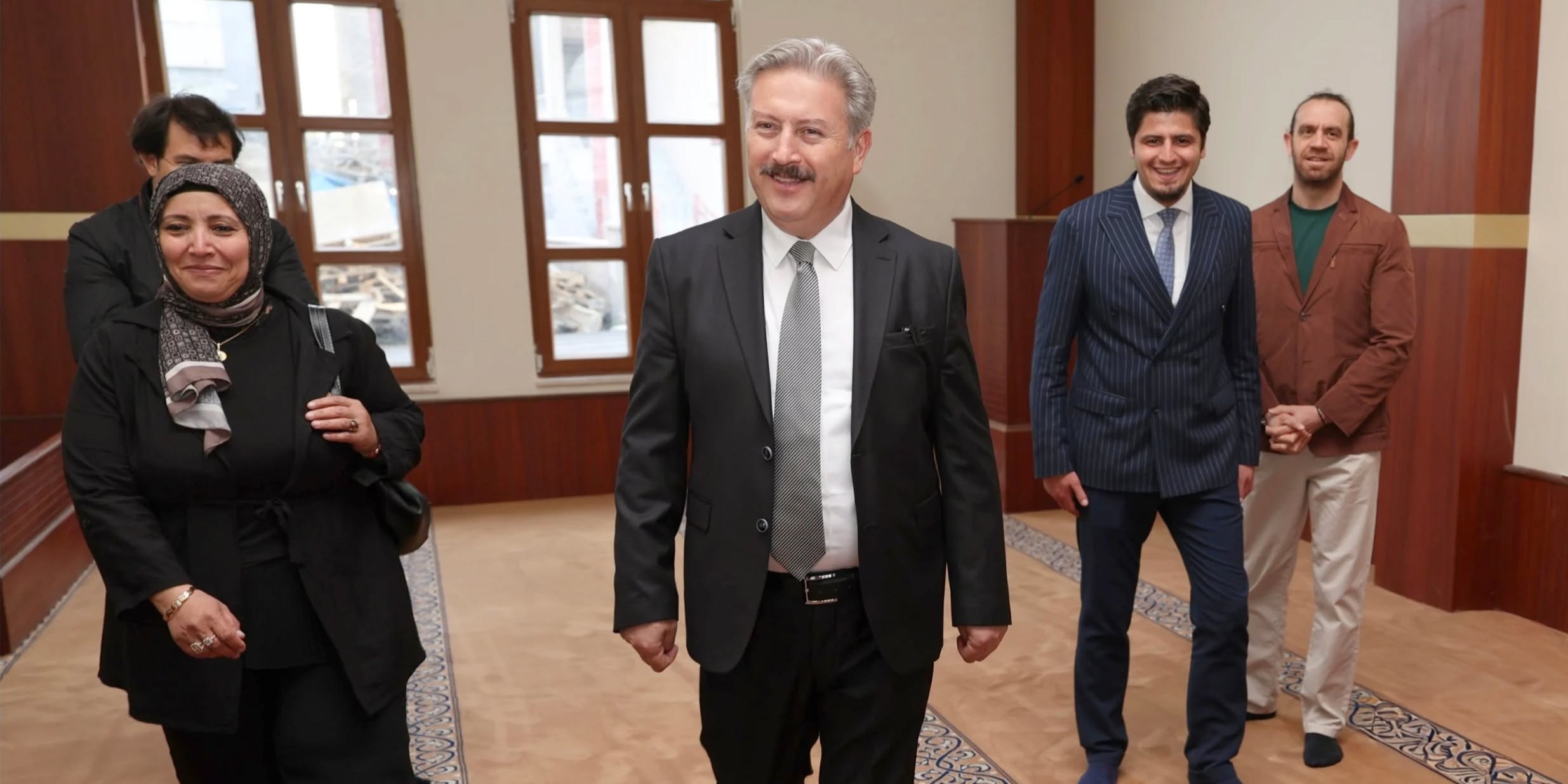 SELÇUKLU MAHALLESİ'NİN BUTİK, HAYRAT CAMİİ’Sİ TAMAMLANDI