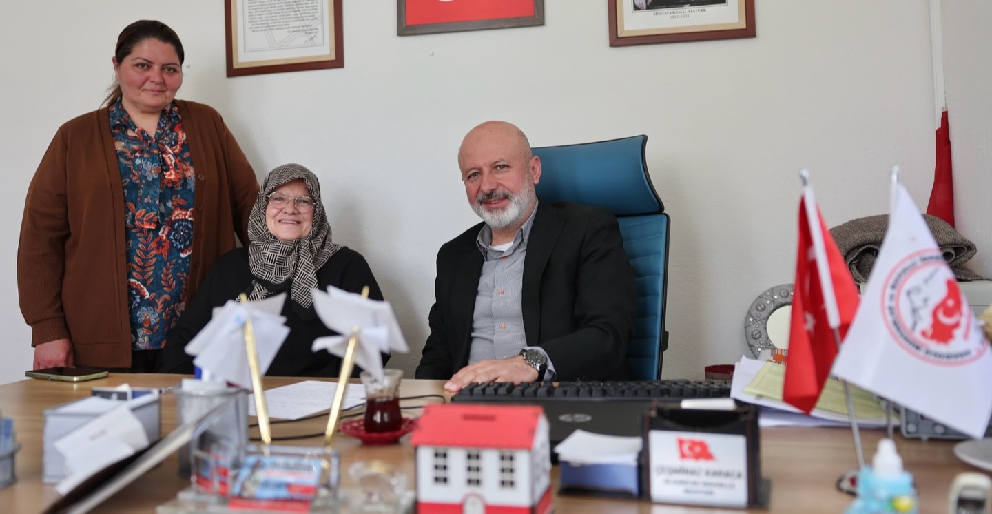 KOCASİNAN’DA HER HAFTA BİR MAHALLEDE YERİNDE ÇÖZÜM, ANINDA MÜDAHALE