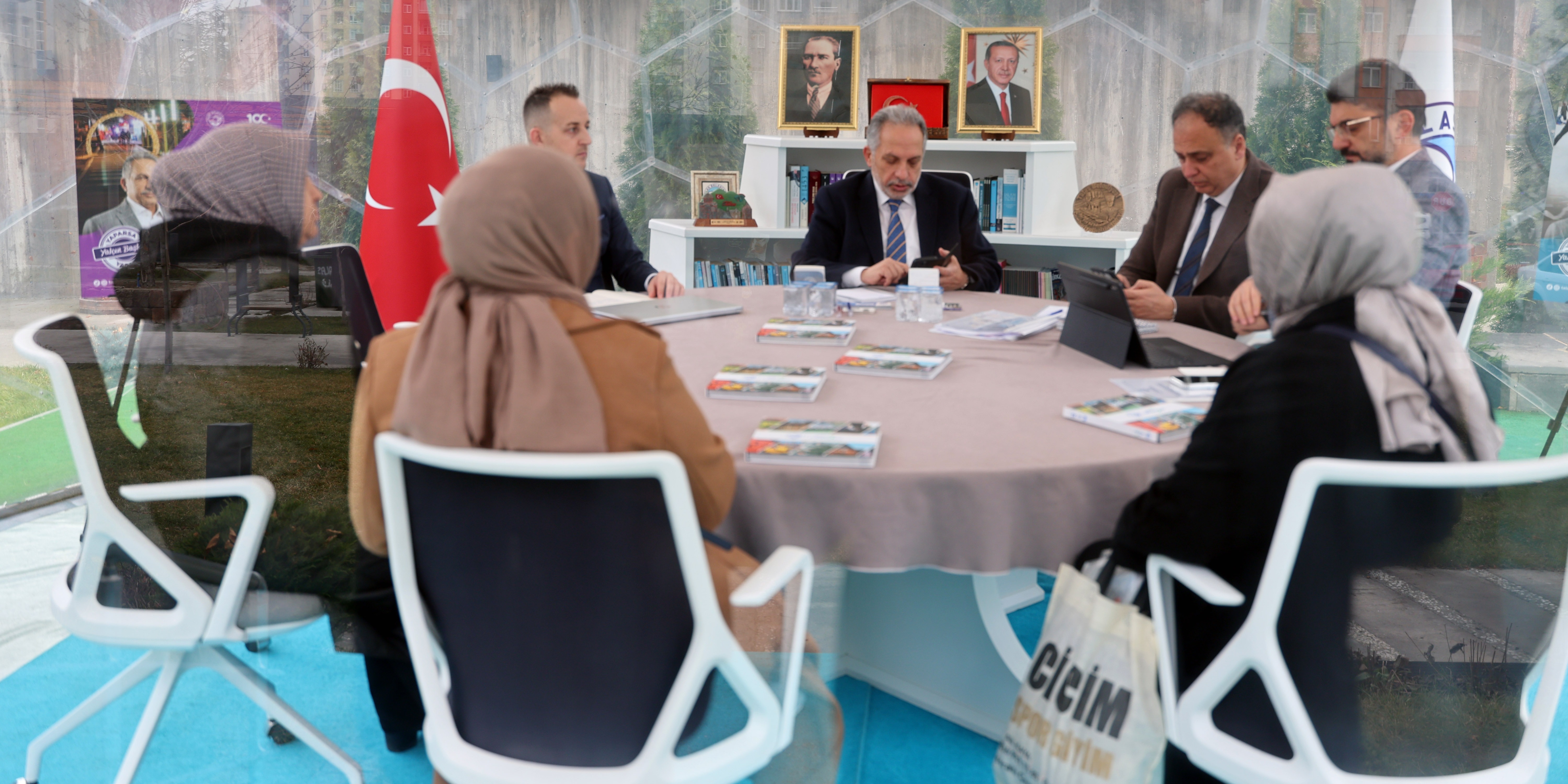 “ŞEFFAF ODA” MODELİ 8 DİLDE TESCİLLENDİ