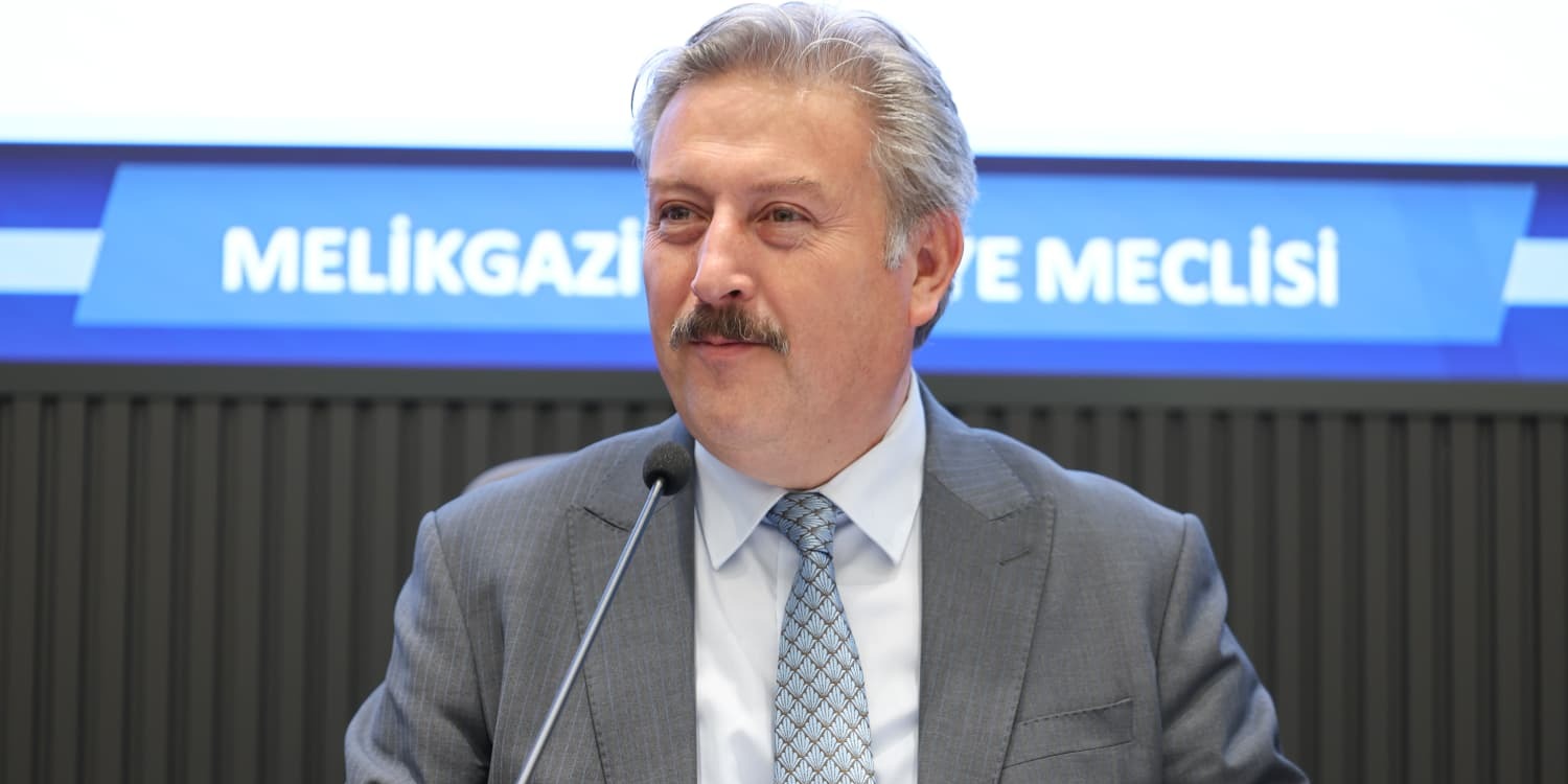 MELİKGAZİ BELEDİYESİ’NDEKİ UYUM BAŞARIYI BİRLİKTE GETİRİYOR       