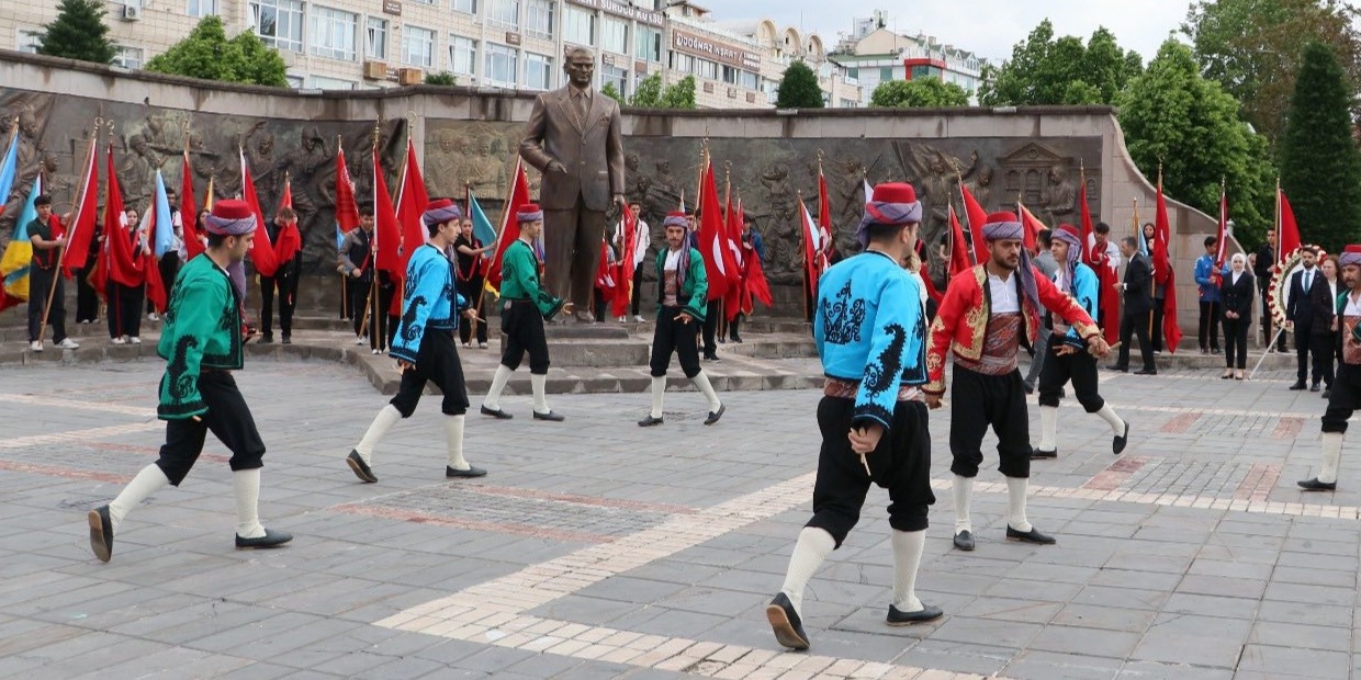 Kayseri’de Gençlik Haftası Etkinlikleri Başladı