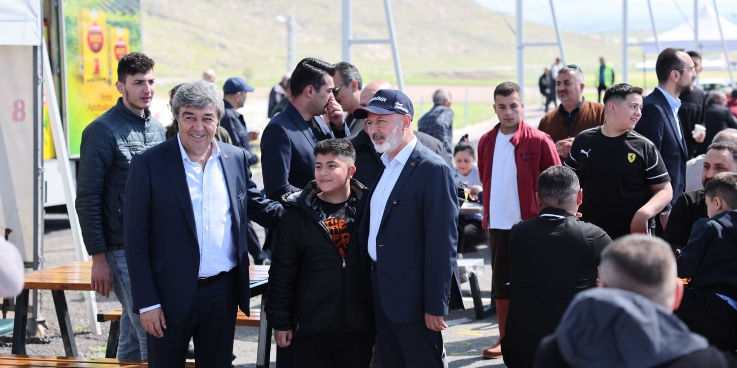 KOCASİNAN’DAN PROFESYONEL KURBAN HİZMETİNE TAM NOT