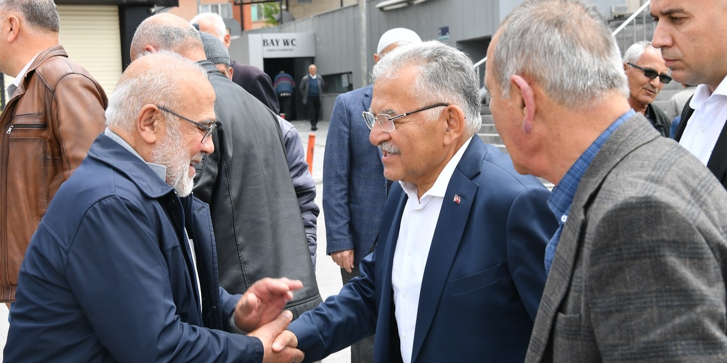 BAŞKAN BÜYÜKKILIÇ, BABA OCAĞI DEVELİ’DE HEMŞEHRİLERİ İLE BAYRAMLAŞTI