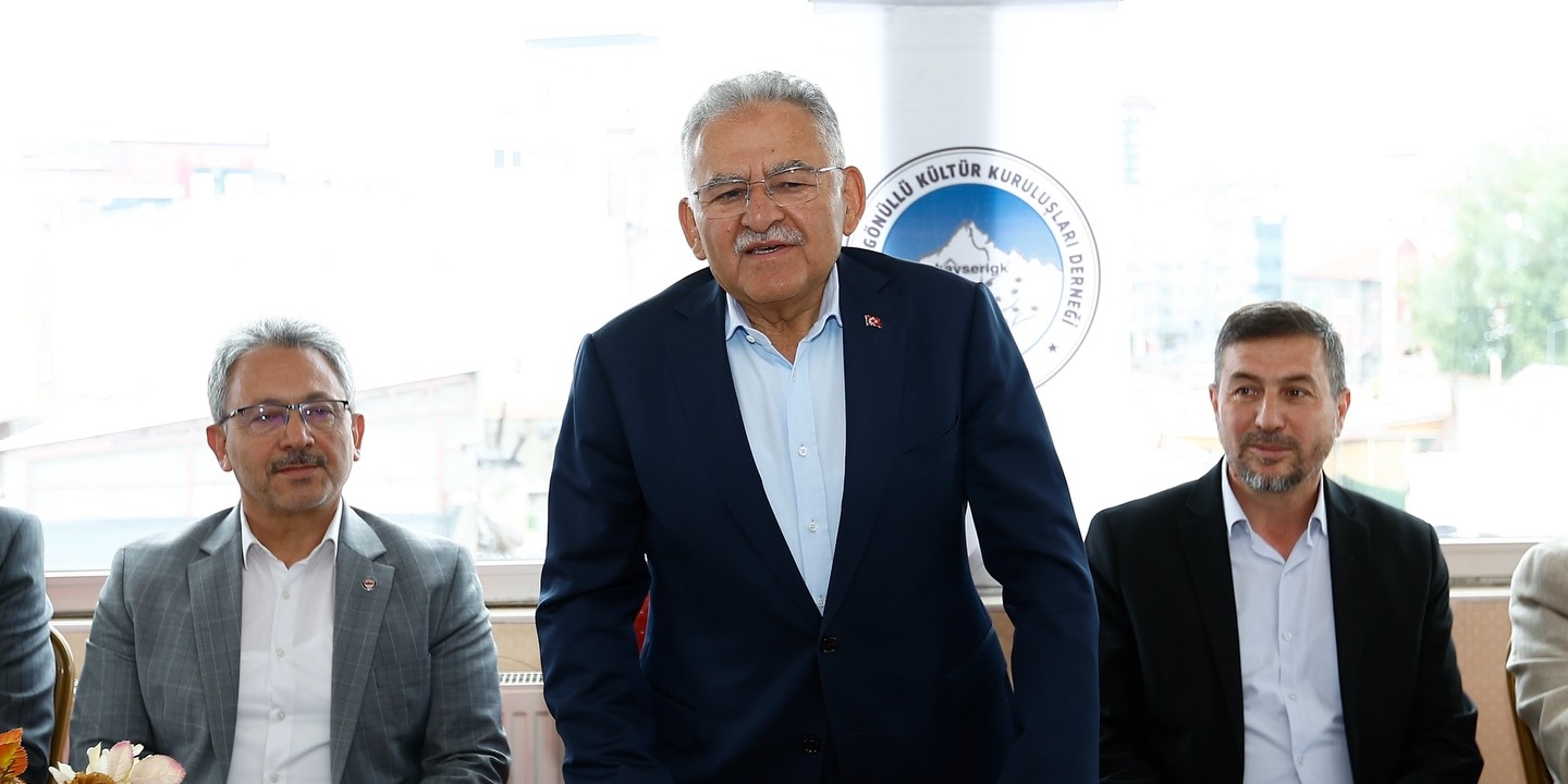 BAŞKAN BÜYÜKKILIÇ, GÖNÜLLÜ KÜLTÜR KURULUŞLARI TEMSİLCİLERİ İLE BAYRAMLAŞTI