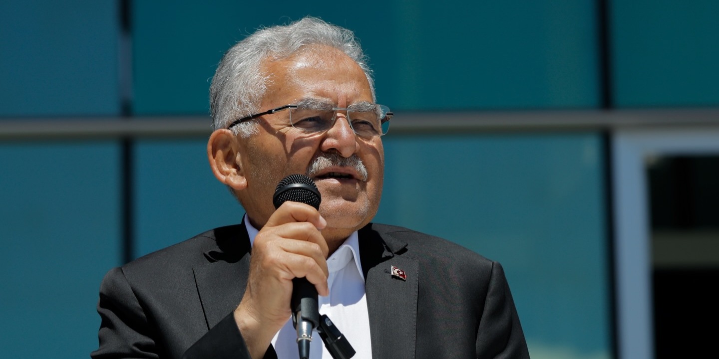  “BELEDİYECİLİK DENİLİNCE AKLA GELEN EN ÖNEMLİ ŞEHİRLERDEN BİRİ KAYSERİ”