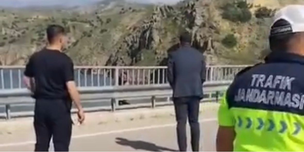 KAYMAKAM ÖZTOPRAK, KIZILIRMAK’A ATLAMAK İSTEYEN ŞAHSI İKNA ETTİ