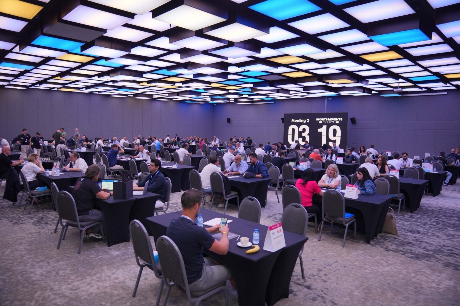ERCİYES, ANTALYA’DA 21 ÜLKEDEN GELEN YABANCI SPOR TURİZMİ ALICILARINA TANITILDI
