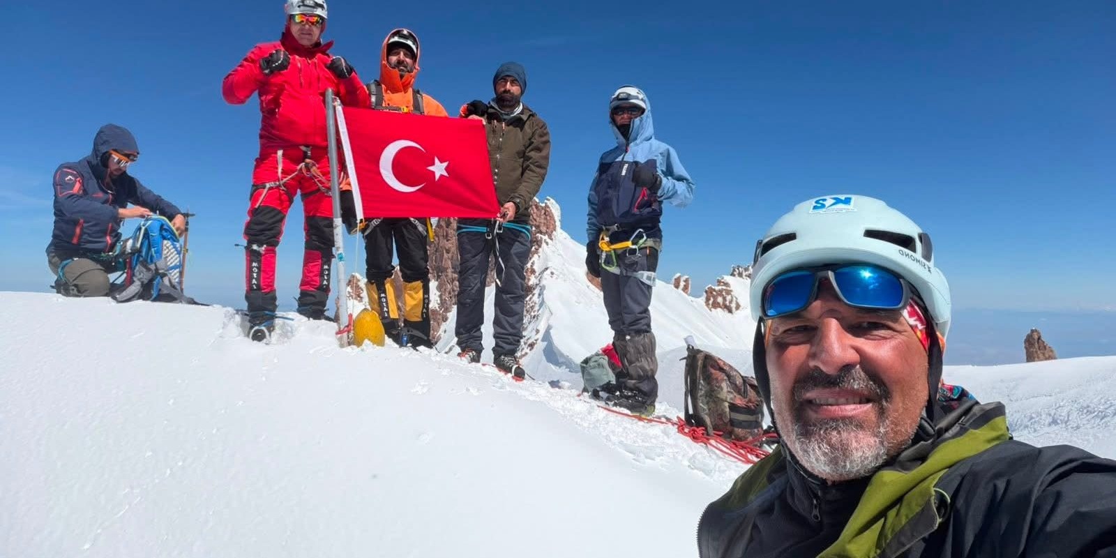 Erciyes Kuzey Buzulu Tırmanışı Başarıyla Tamamlandı