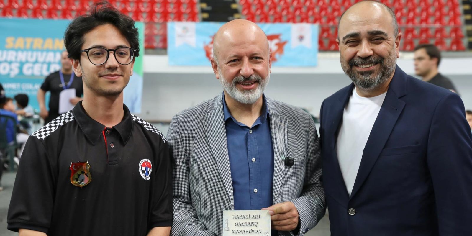 KOCASİNAN, ÇOCUKLARIN ZİHİNSEL GELİŞİMİNE SATRANÇLA DESTEK OLUYOR