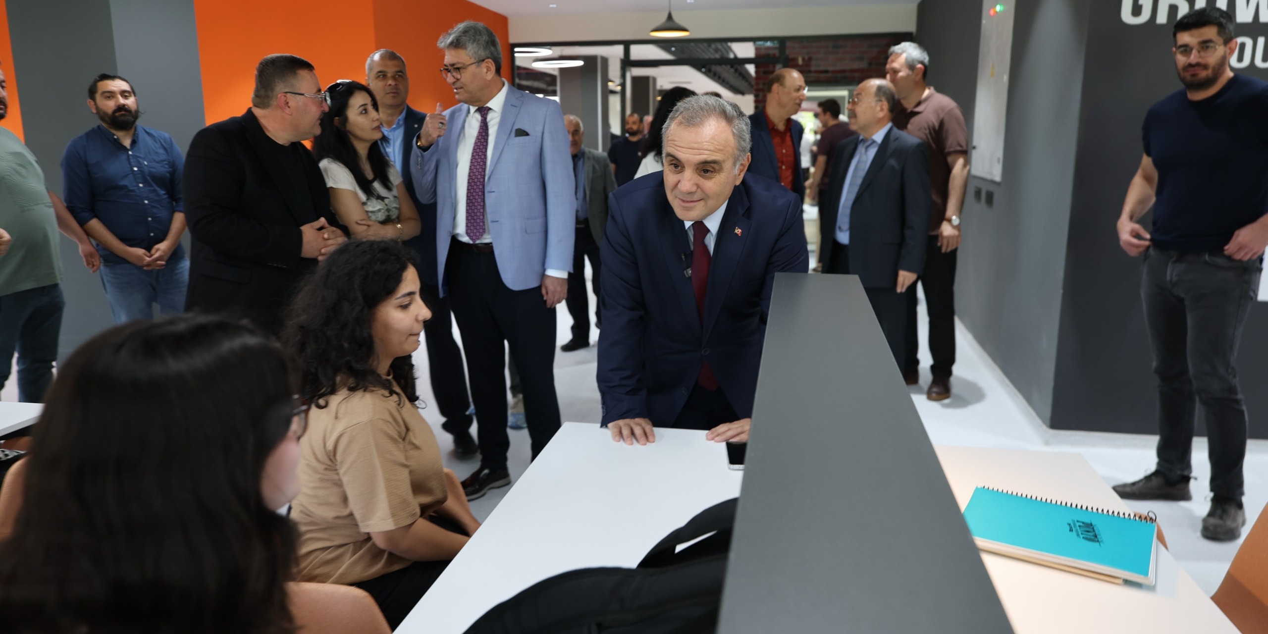 ERÜ’NÜN YENİLENEN KADİR HAS MERKEZ KÜTÜPHANESİ HİZMETE AÇILDI