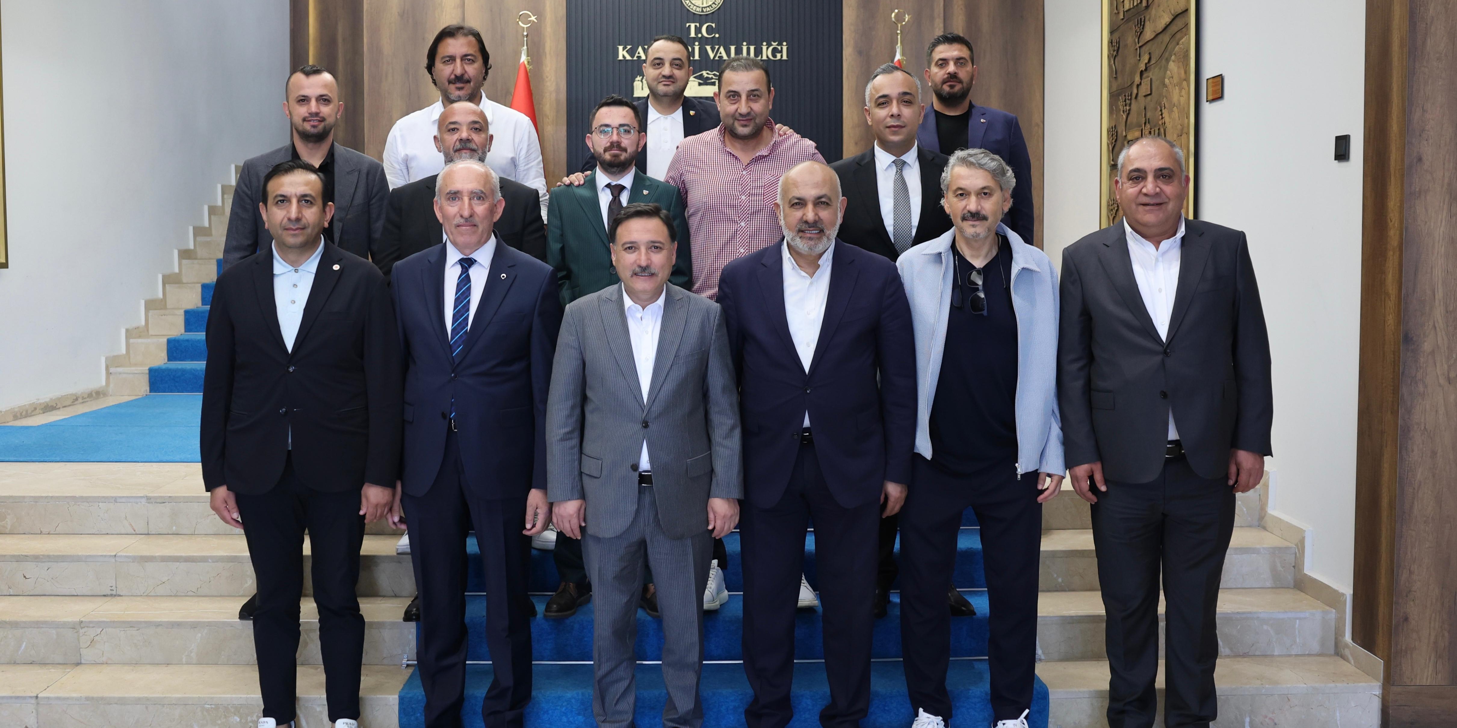 Vali Çiçek, Kayserispor Yönetimini Kabul Etti